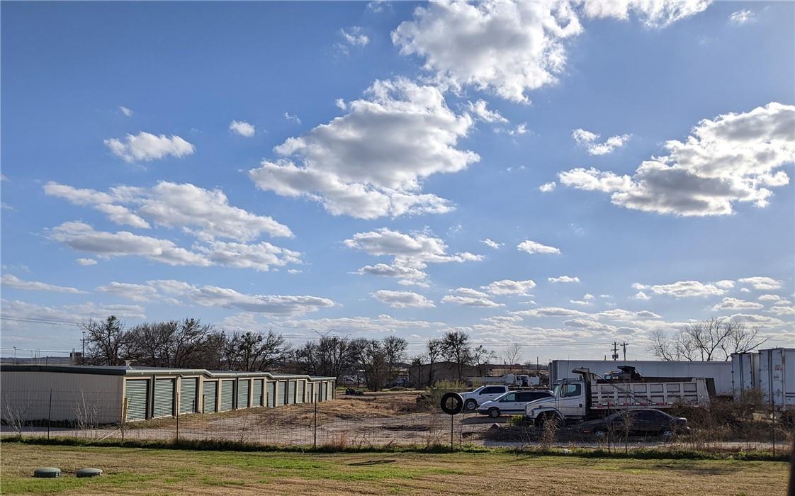 4300 Burch Dr, Del Valle, TX 78617