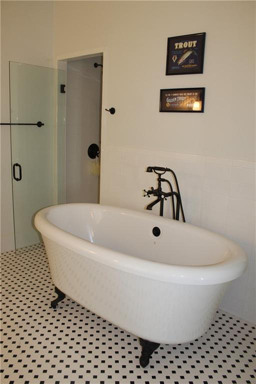 2780 CR 330, Burnet, TX 78611