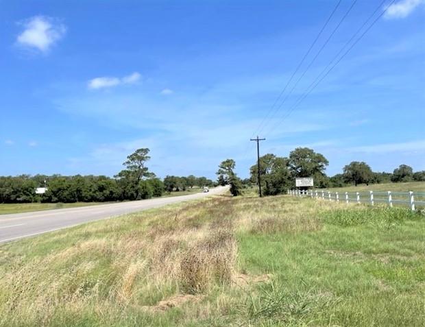 1583 S Us Highway 77 Highway, Giddings, TX 78942