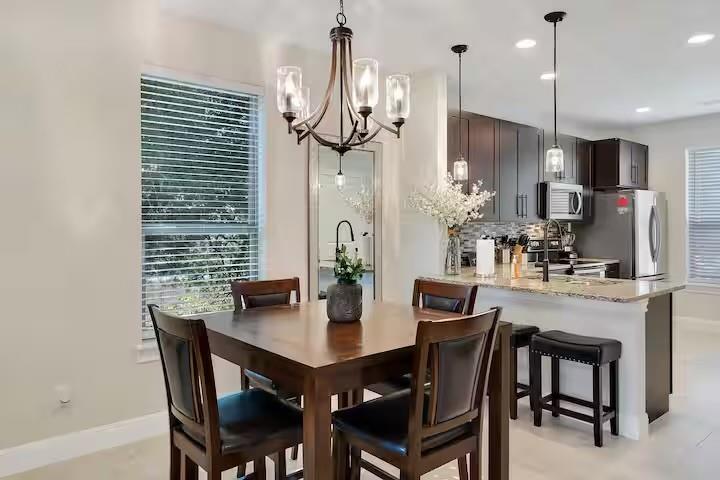 585 Demarett Dr, Point Venture, TX 78645