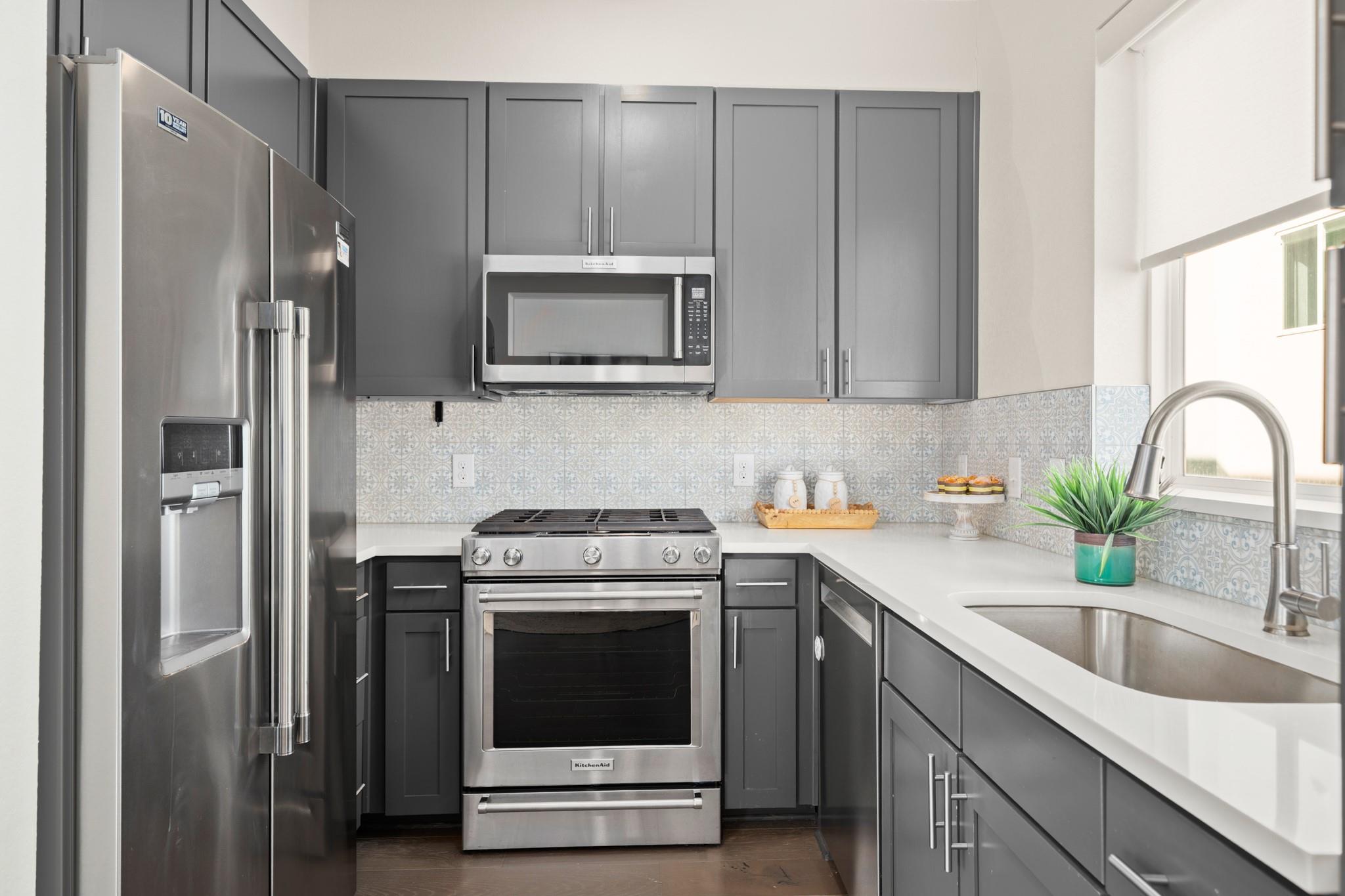 2827 Manor Rd # 3105, Austin, TX 78722