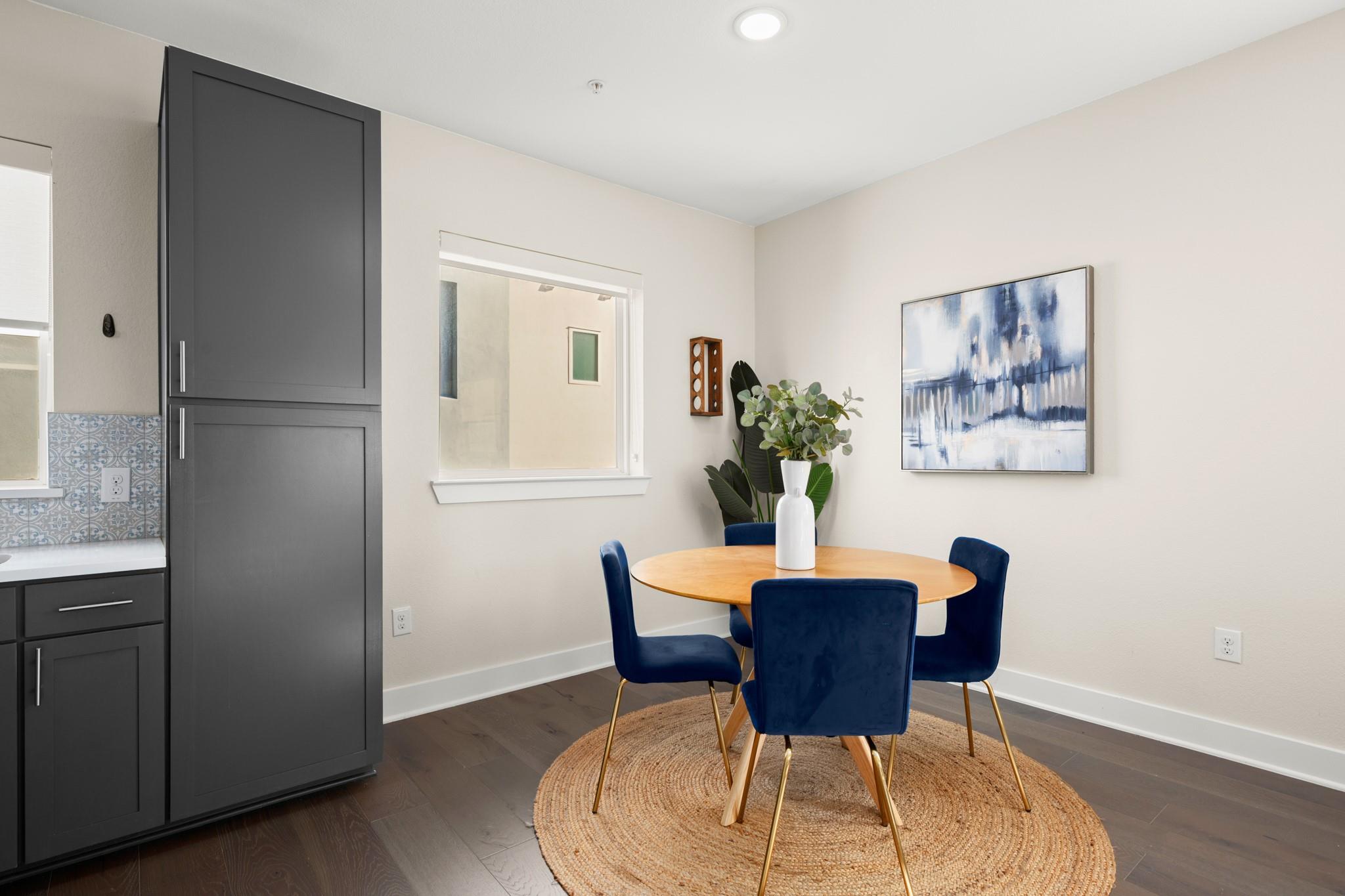 2827 Manor Rd # 3105, Austin, TX 78722