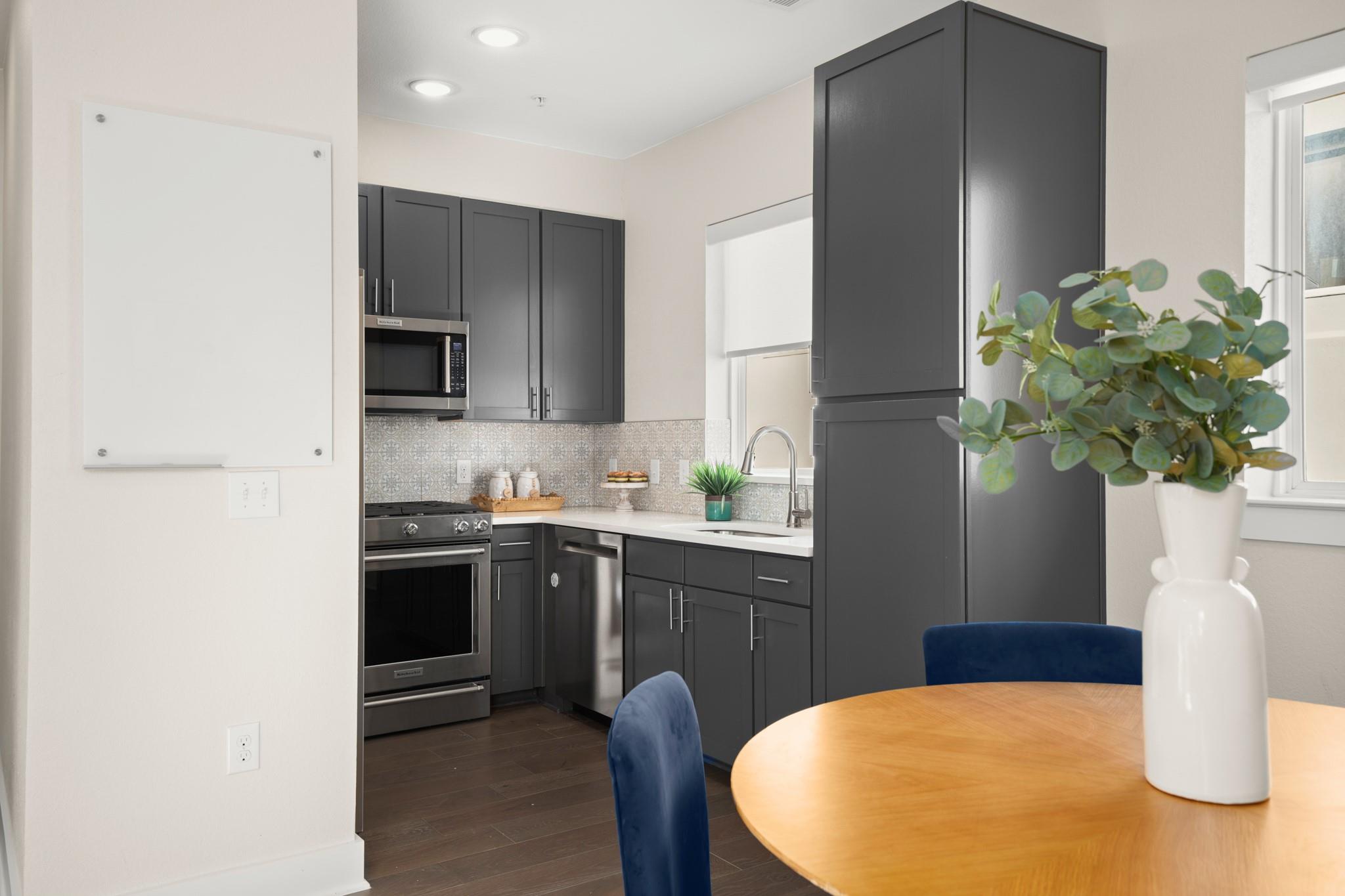 2827 Manor Rd # 3105, Austin, TX 78722