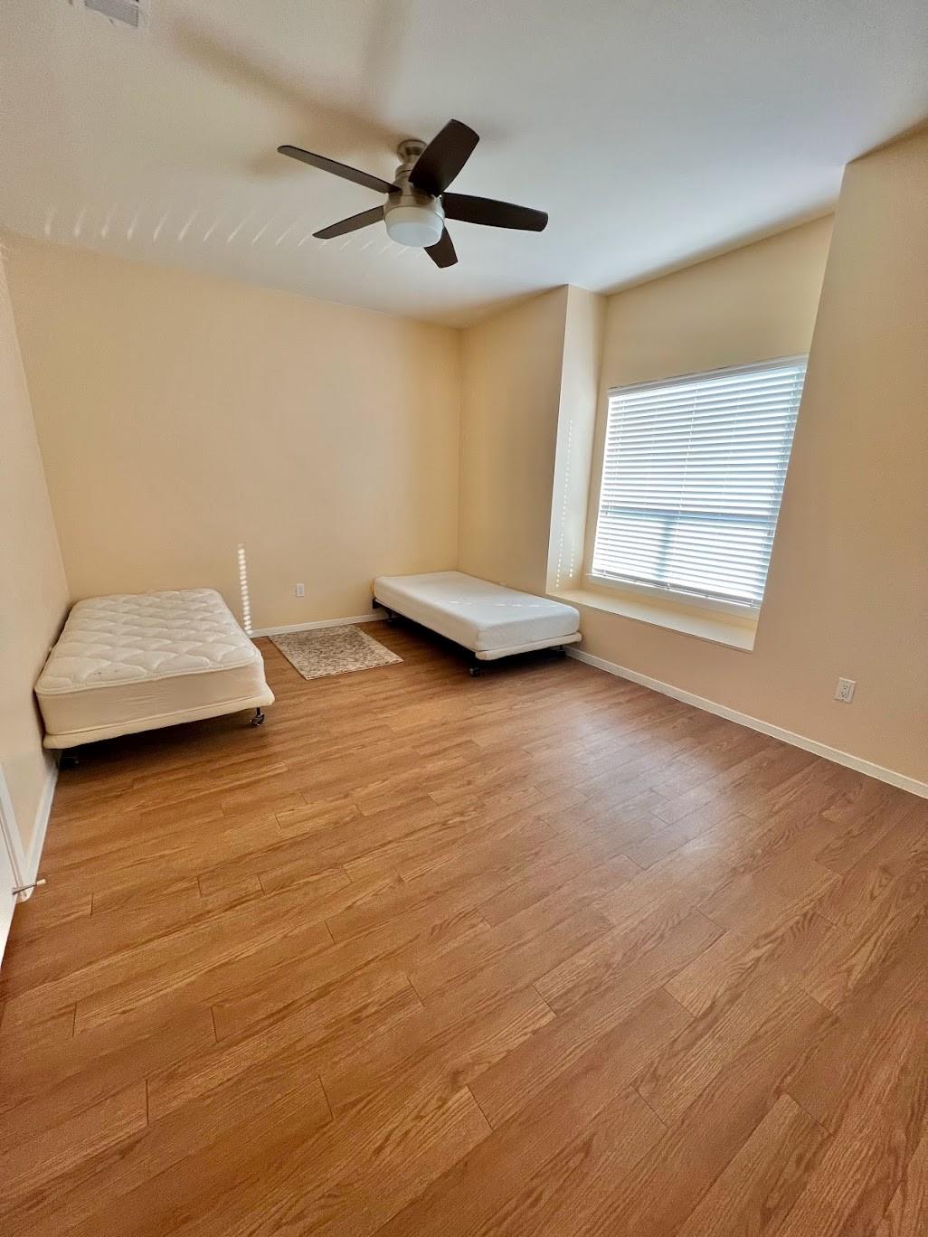 908 Poplar St # 207, Austin, TX 78705