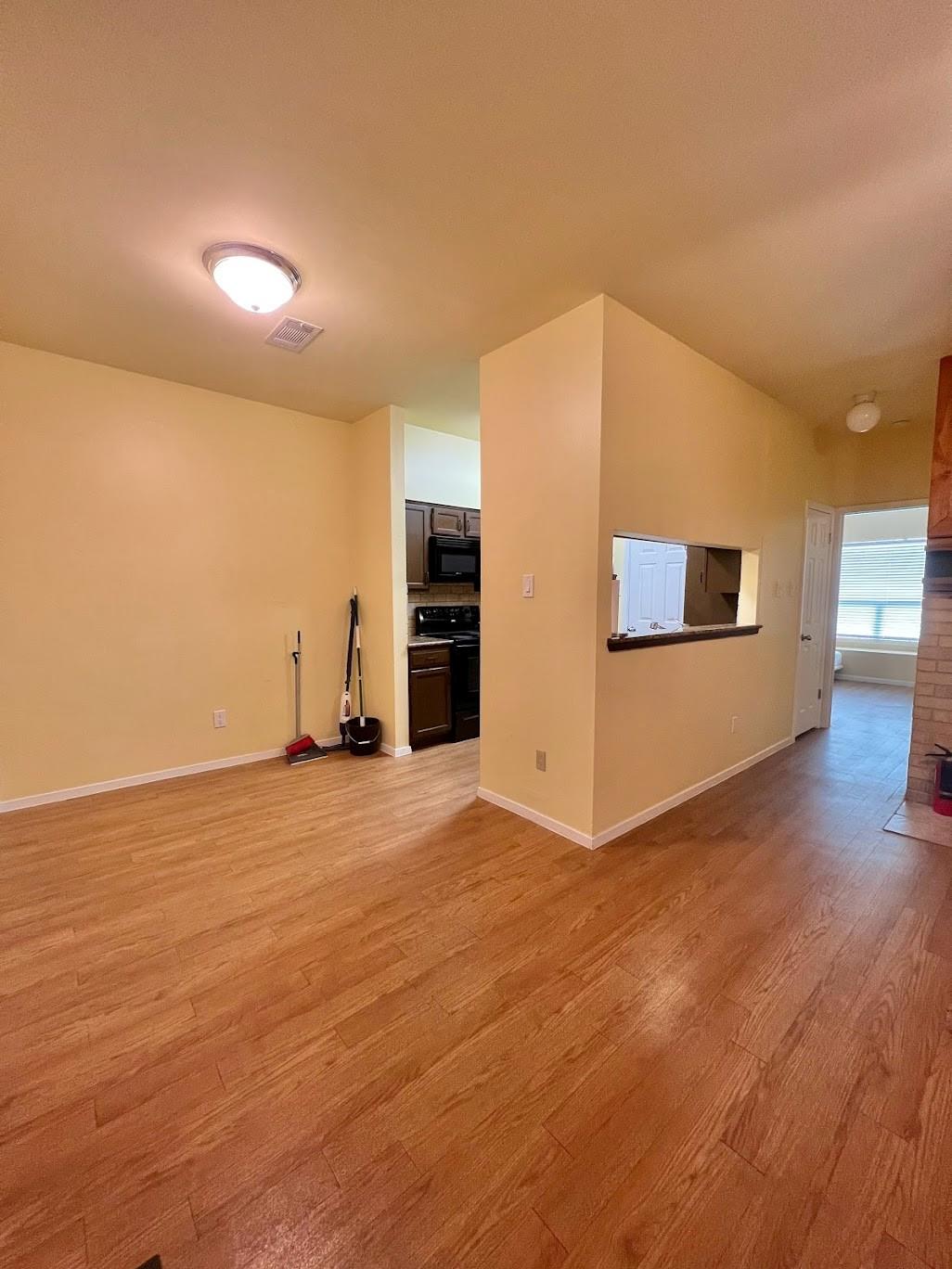 908 Poplar St # 207, Austin, TX 78705