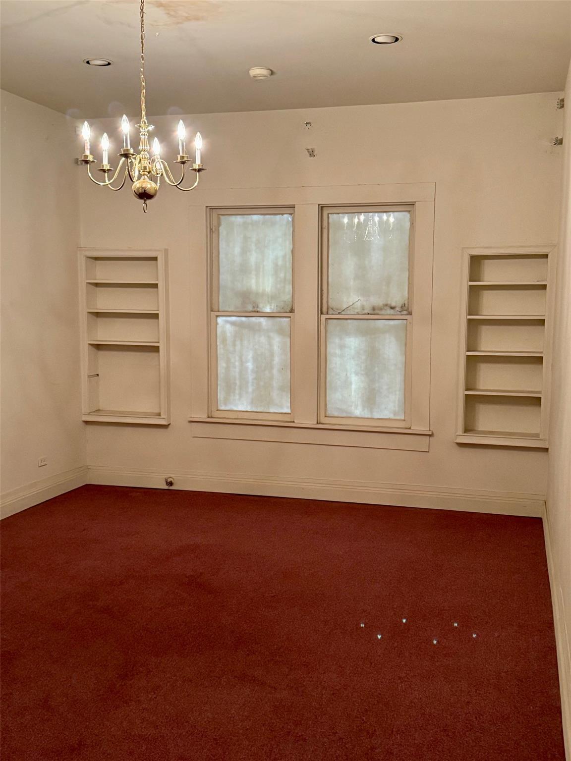 202 NE 2nd St, Smithville, TX 78957