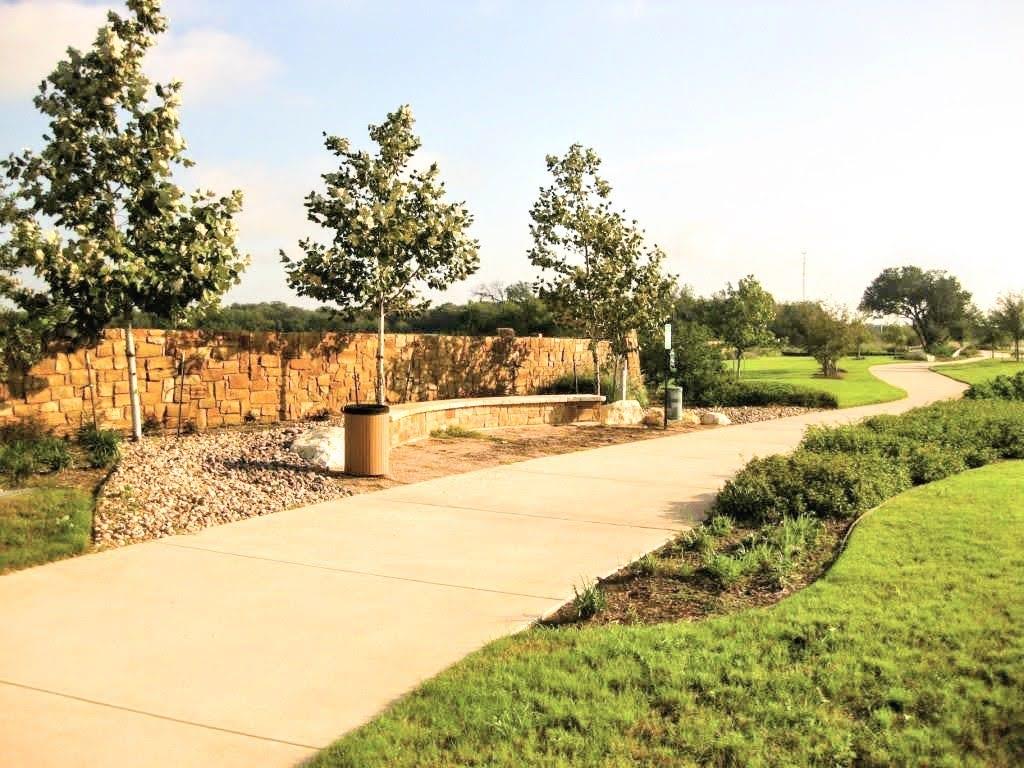 126 Preston Trl, San Marcos, TX 78666