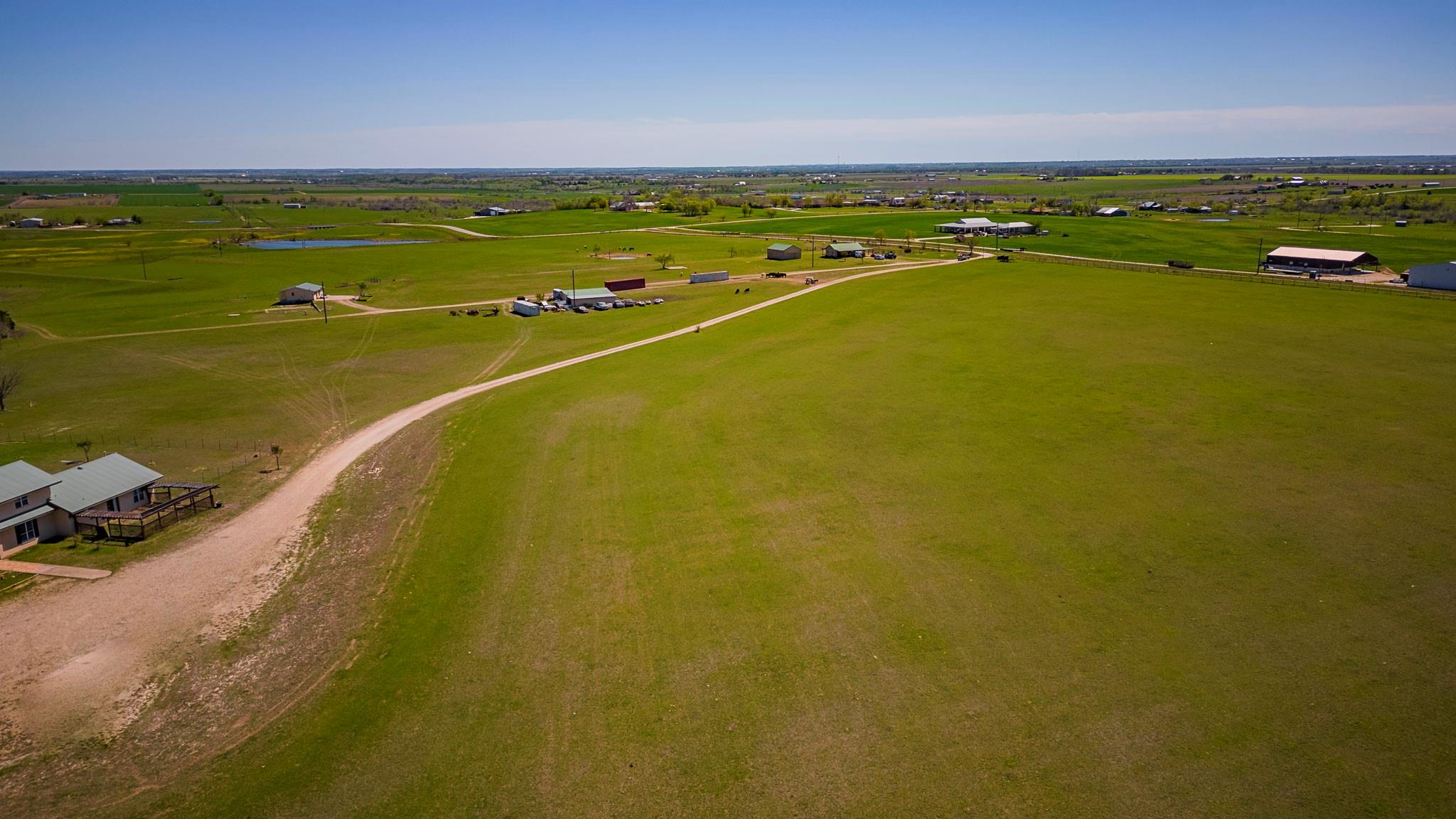 1150 County Road 405, Taylor, TX 76574