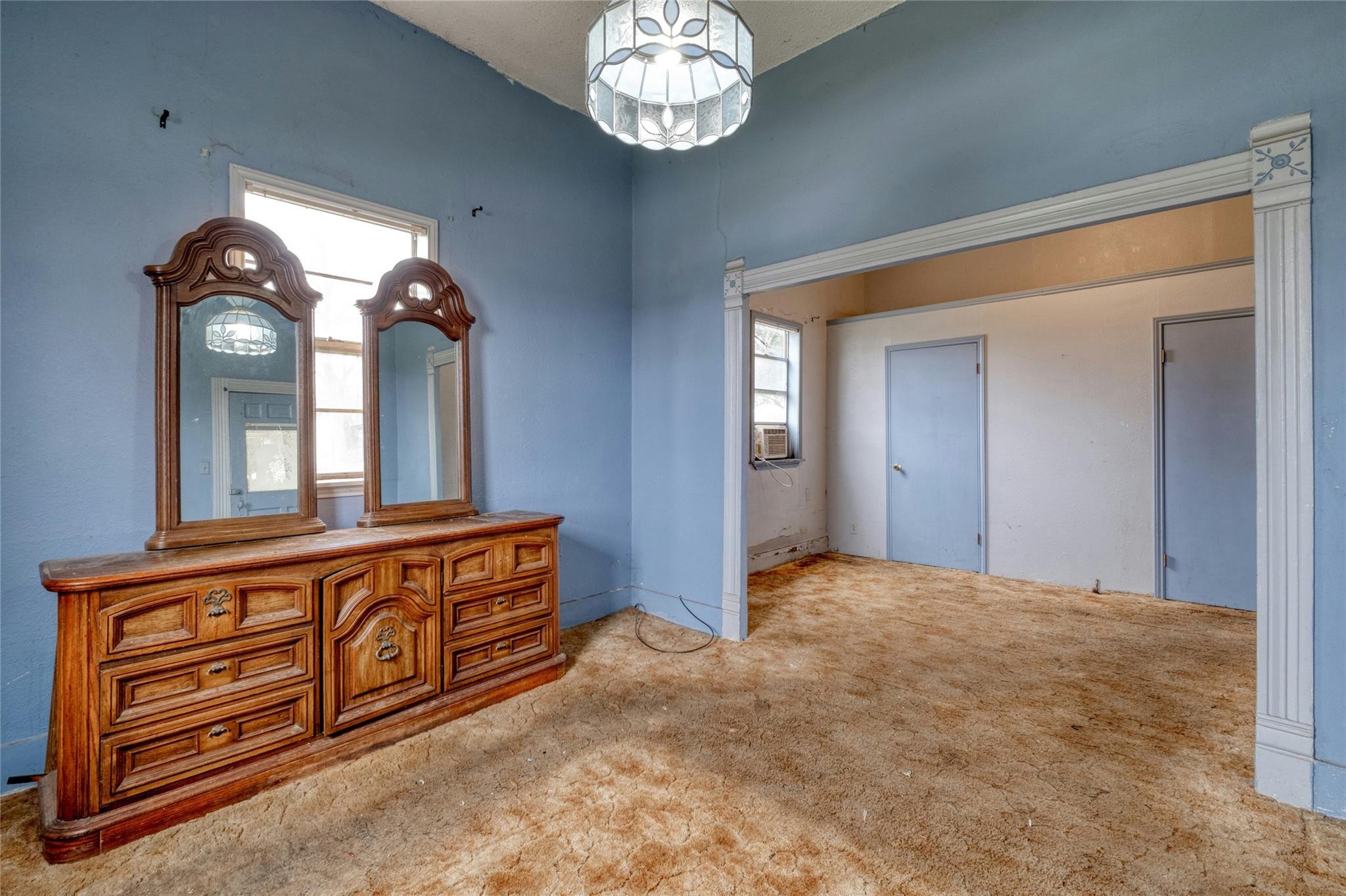 701 NE 1st St, Smithville, TX 78957