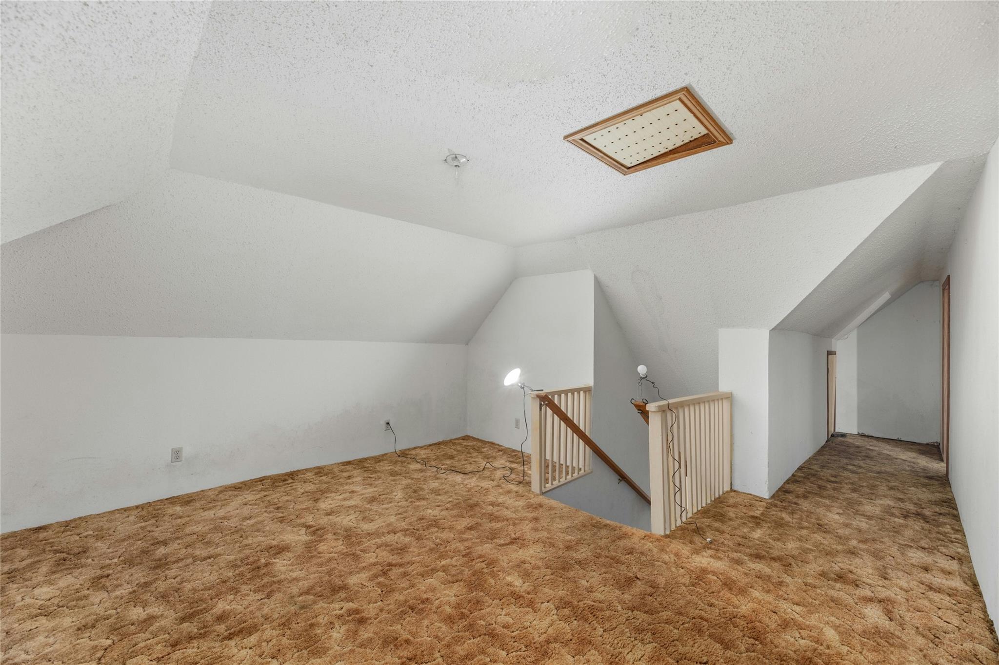 701 NE 1st St, Smithville, TX 78957