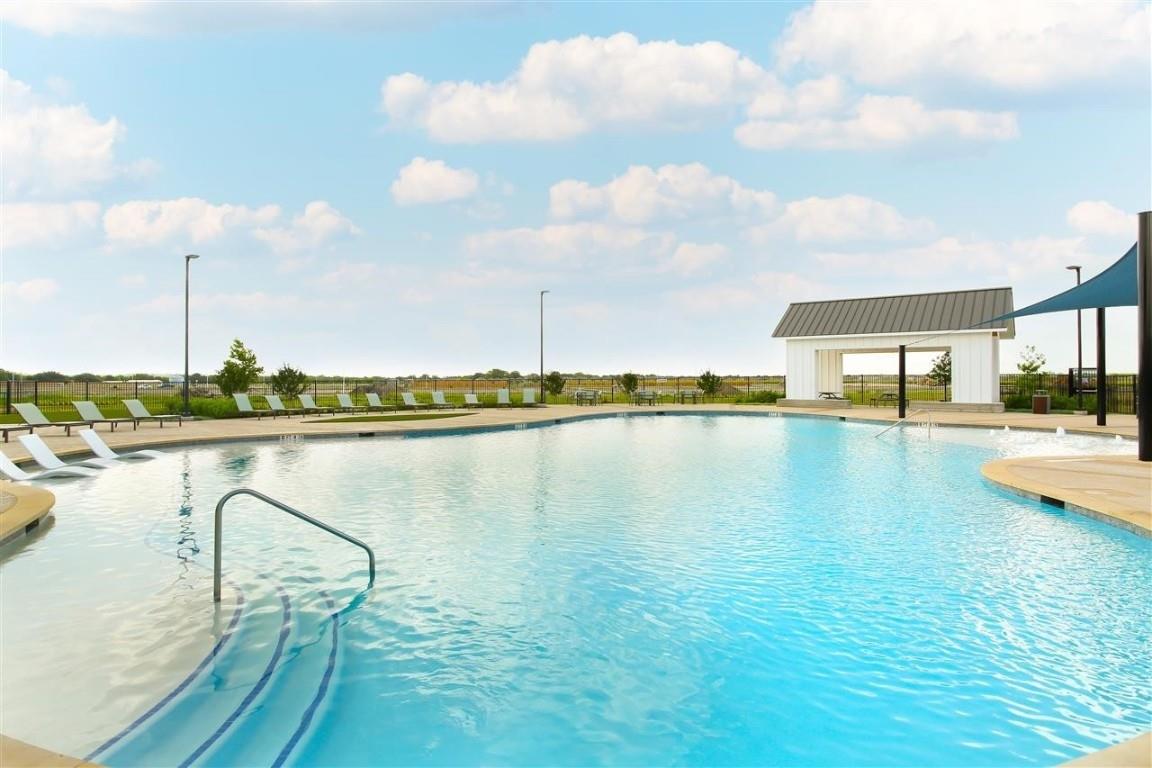 133 Keltic Dr, Kyle, TX 78640