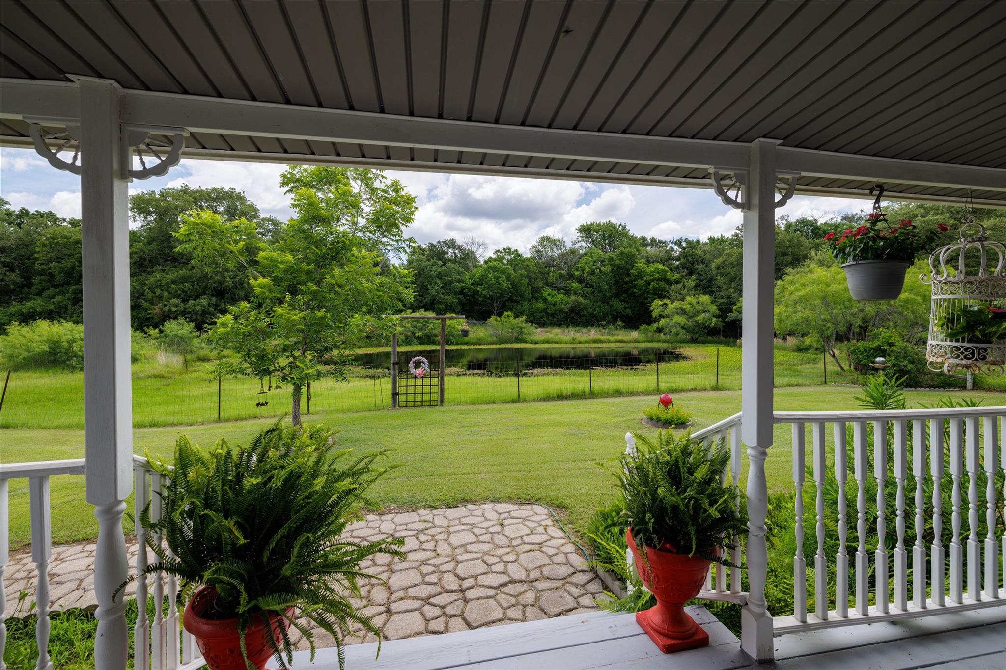 6507 N Us Highway 77 Rd, Rockdale, TX 76567