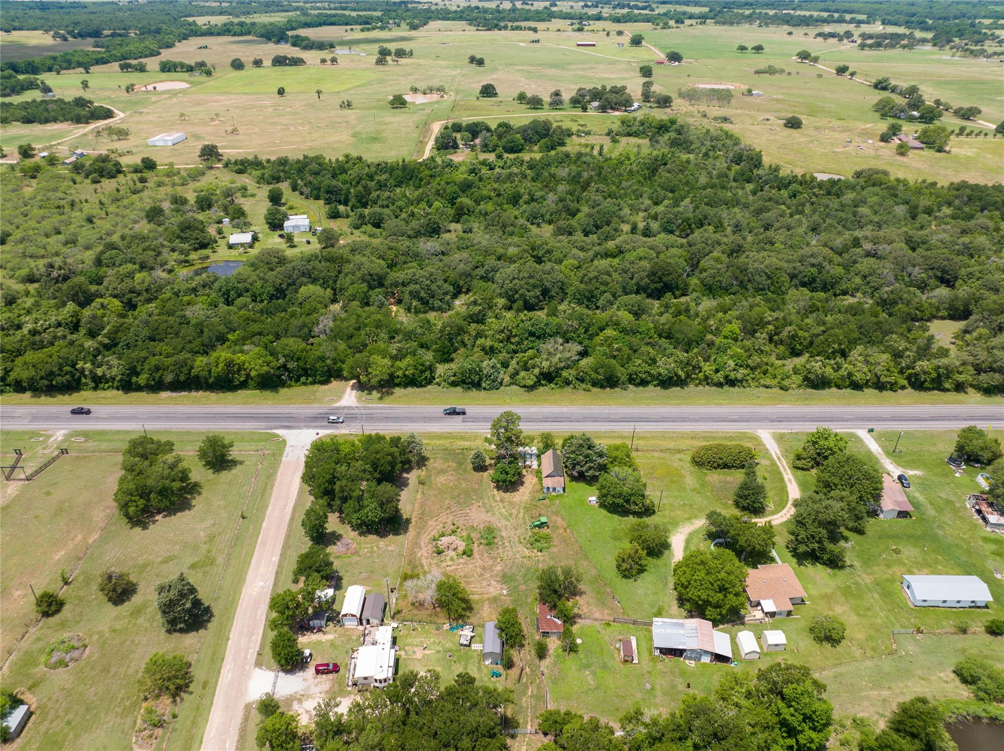 6507 N Us Highway 77 Rd, Rockdale, TX 76567