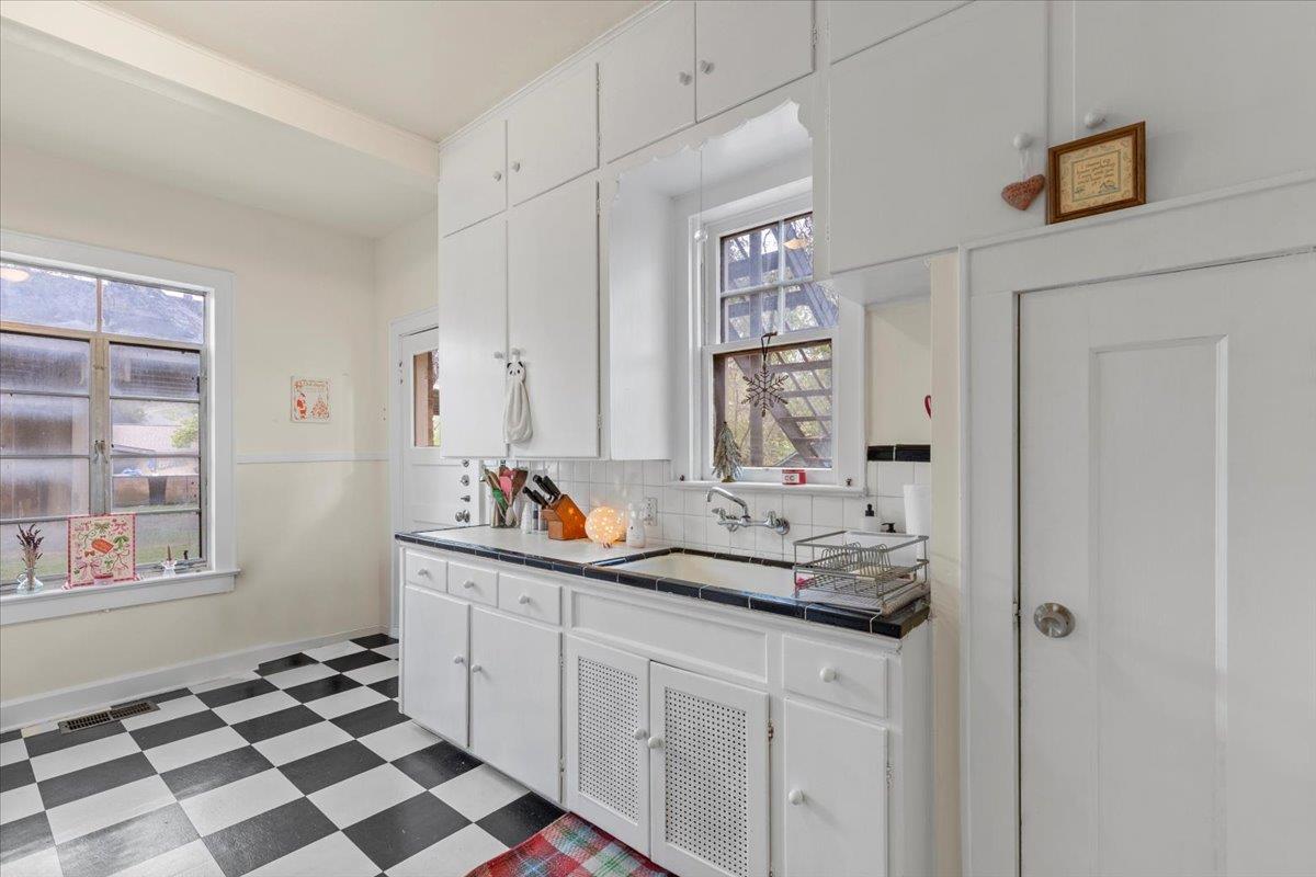 1509 Parkway, Austin, TX 78703