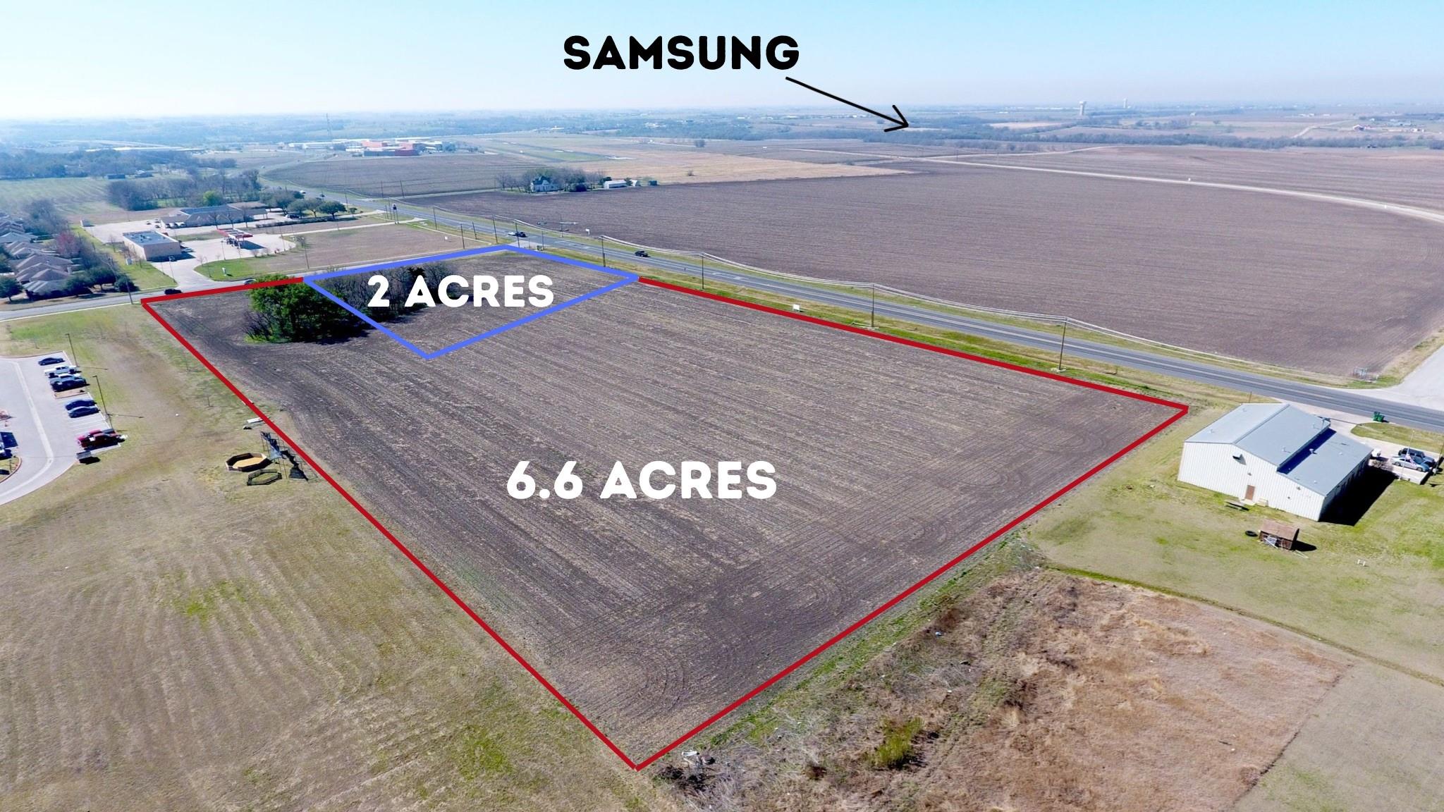 709 Carlos G Parker Blvd NW, Taylor, TX 76574