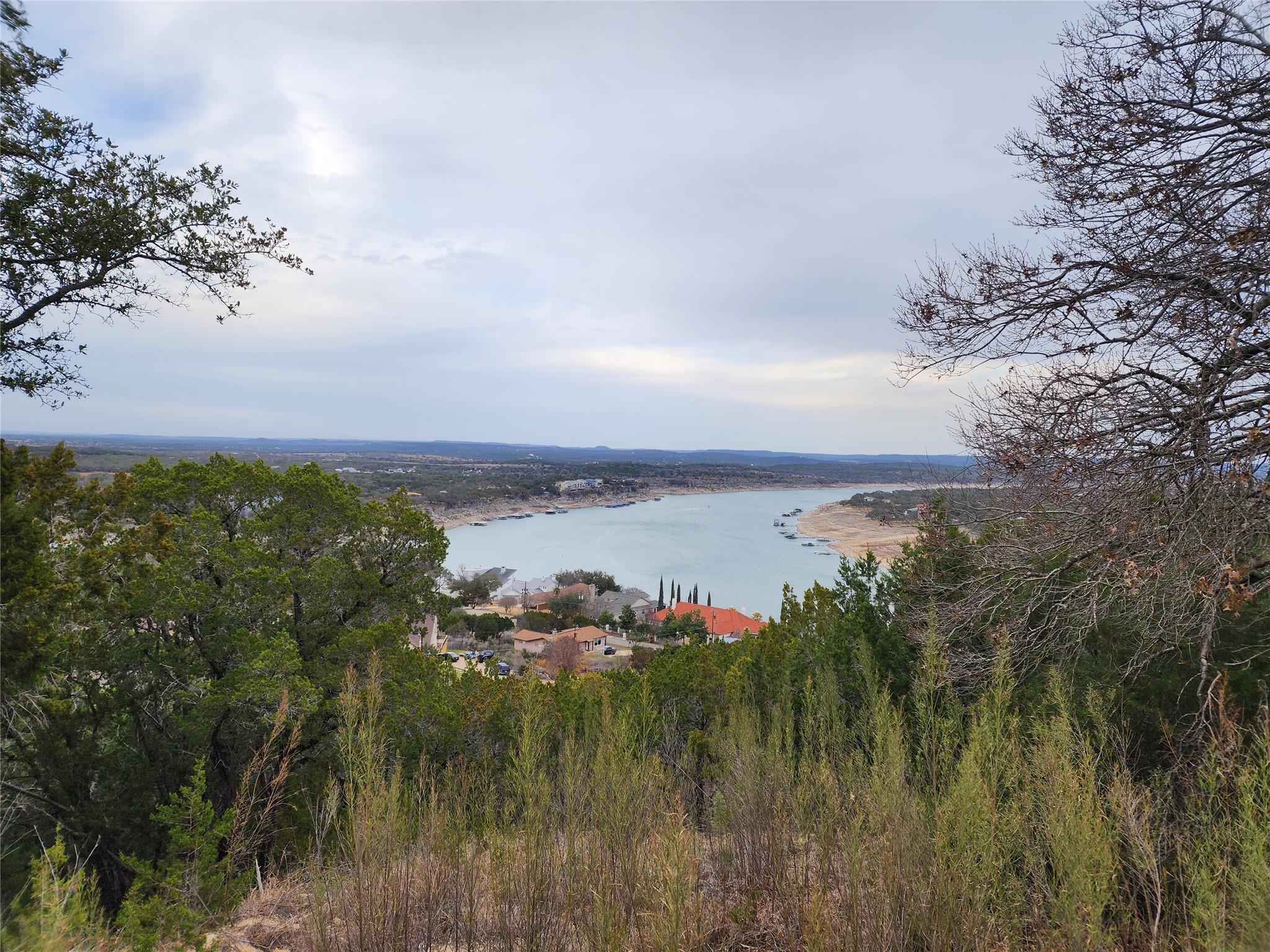 506 Ronay Dr N, Spicewood, TX 78669