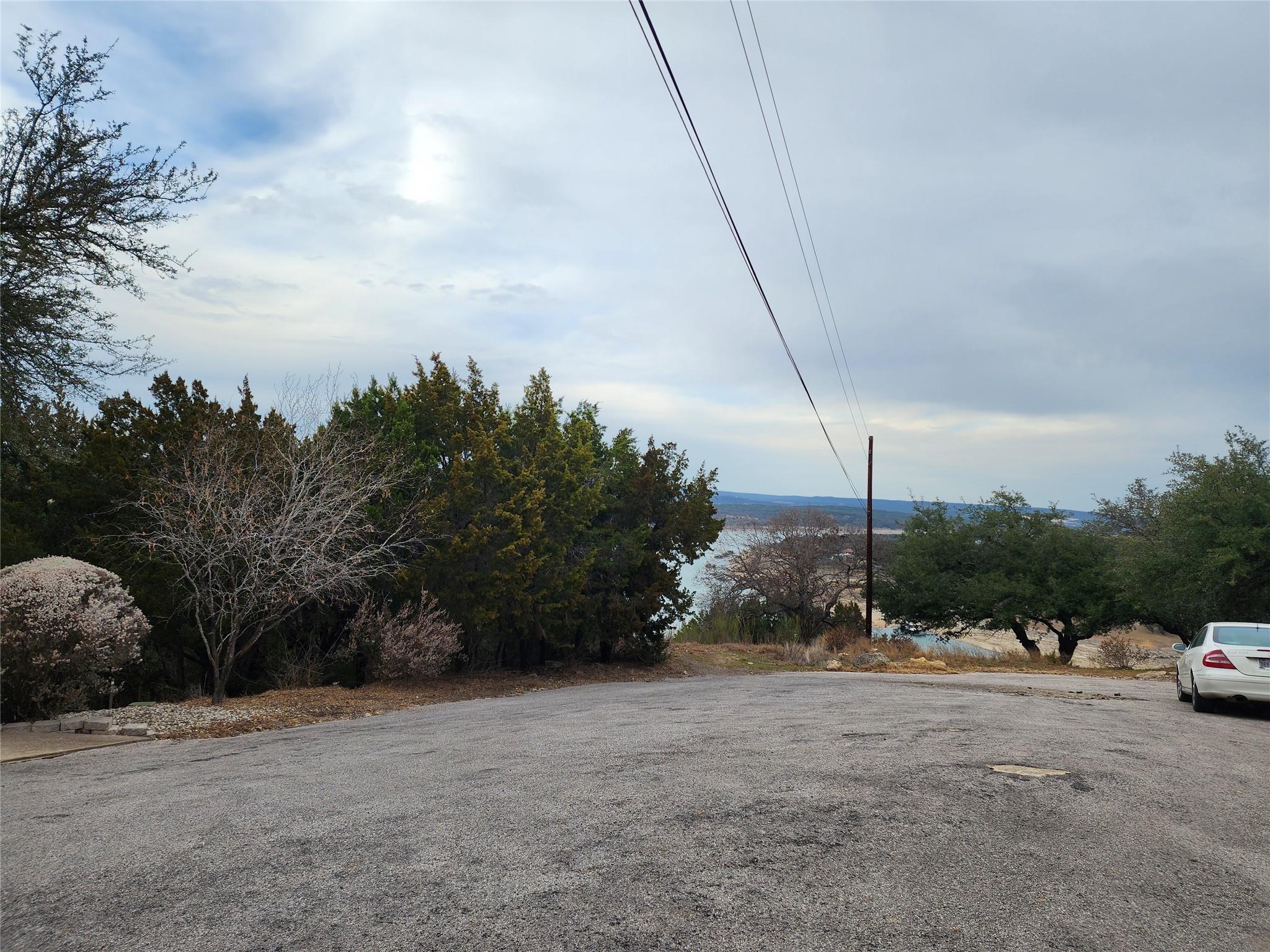 506 Ronay Dr N, Spicewood, TX 78669