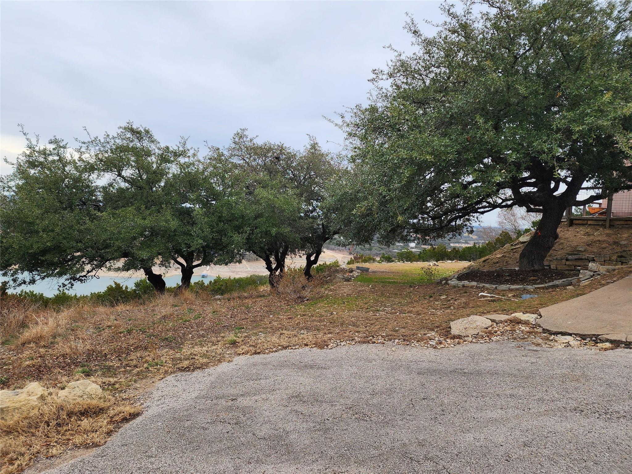 506 Ronay Dr N, Spicewood, TX 78669