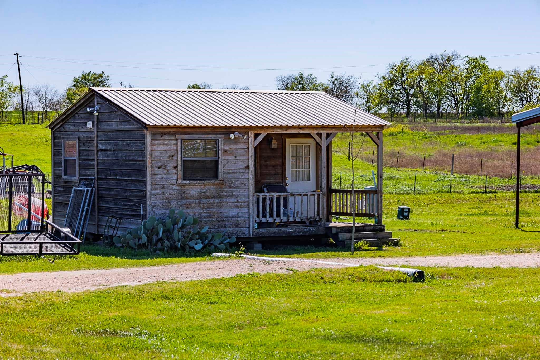 4100 County Rd 404, Taylor, TX 76574