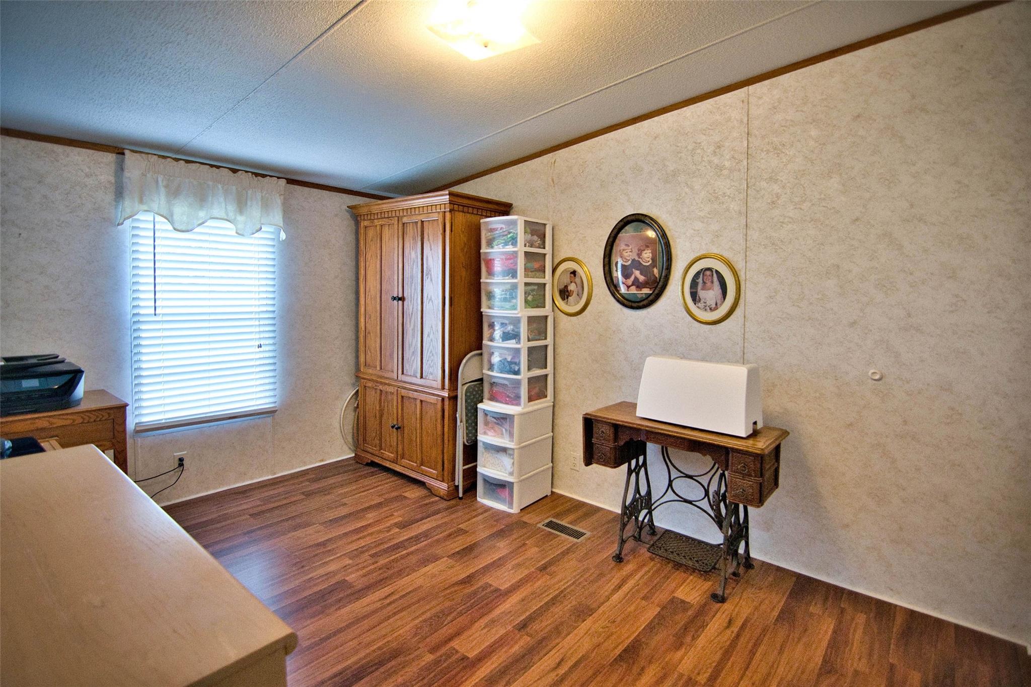 2350 CR 228, Florence, TX 76527