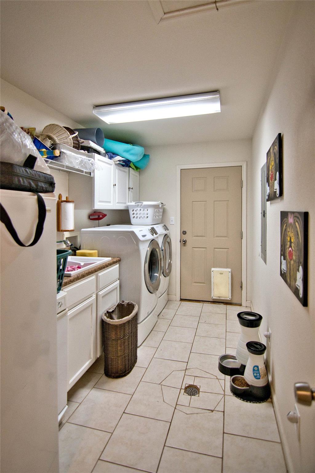 2010 CR 228, Florence, TX 76527