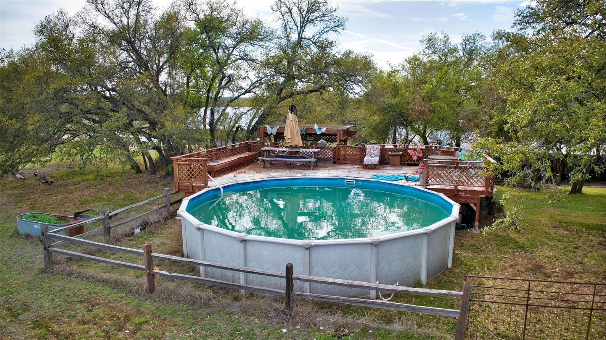 2010 CR 228, Florence, TX 76527