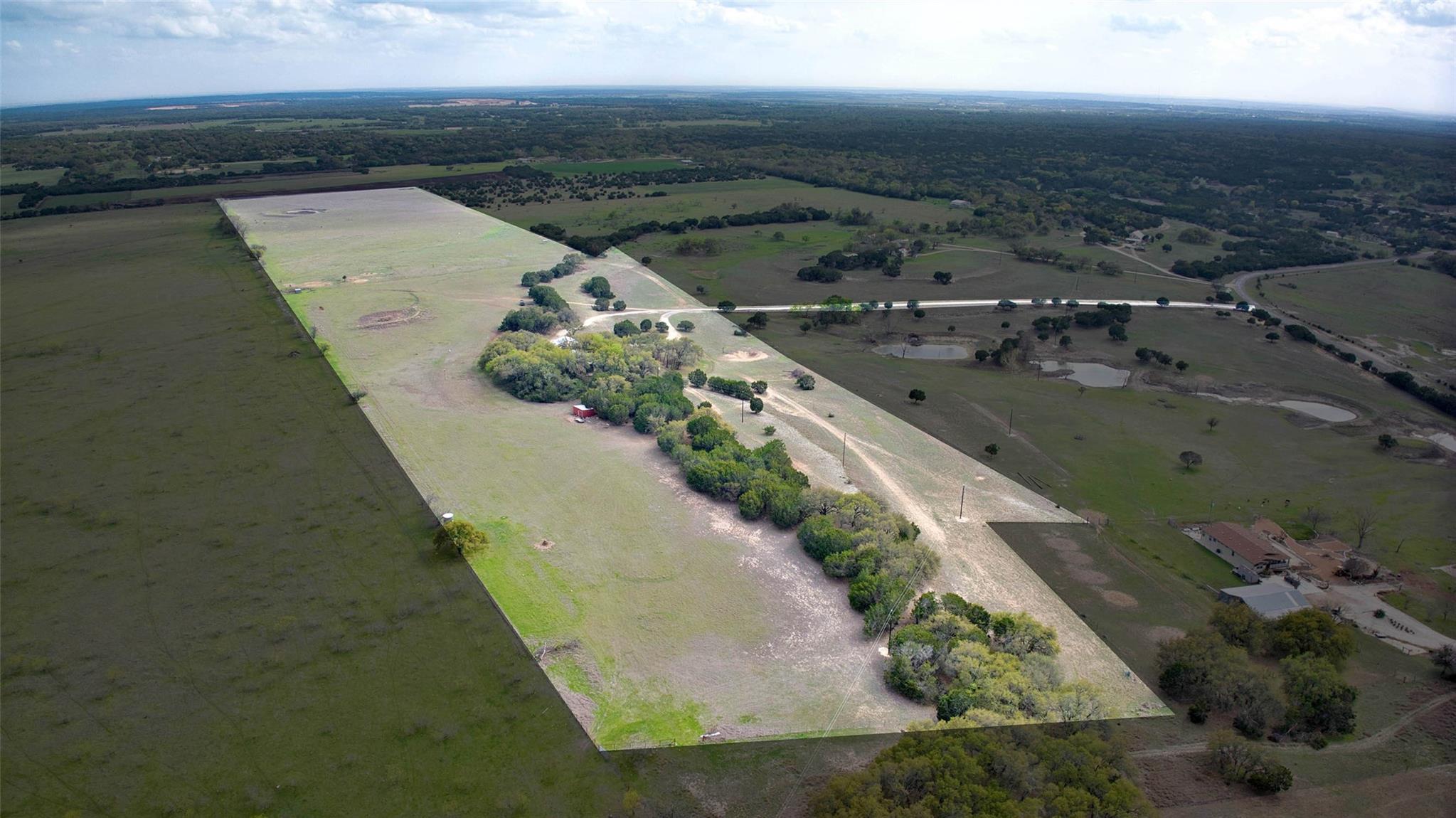 2010 CR 228, Florence, TX 76527