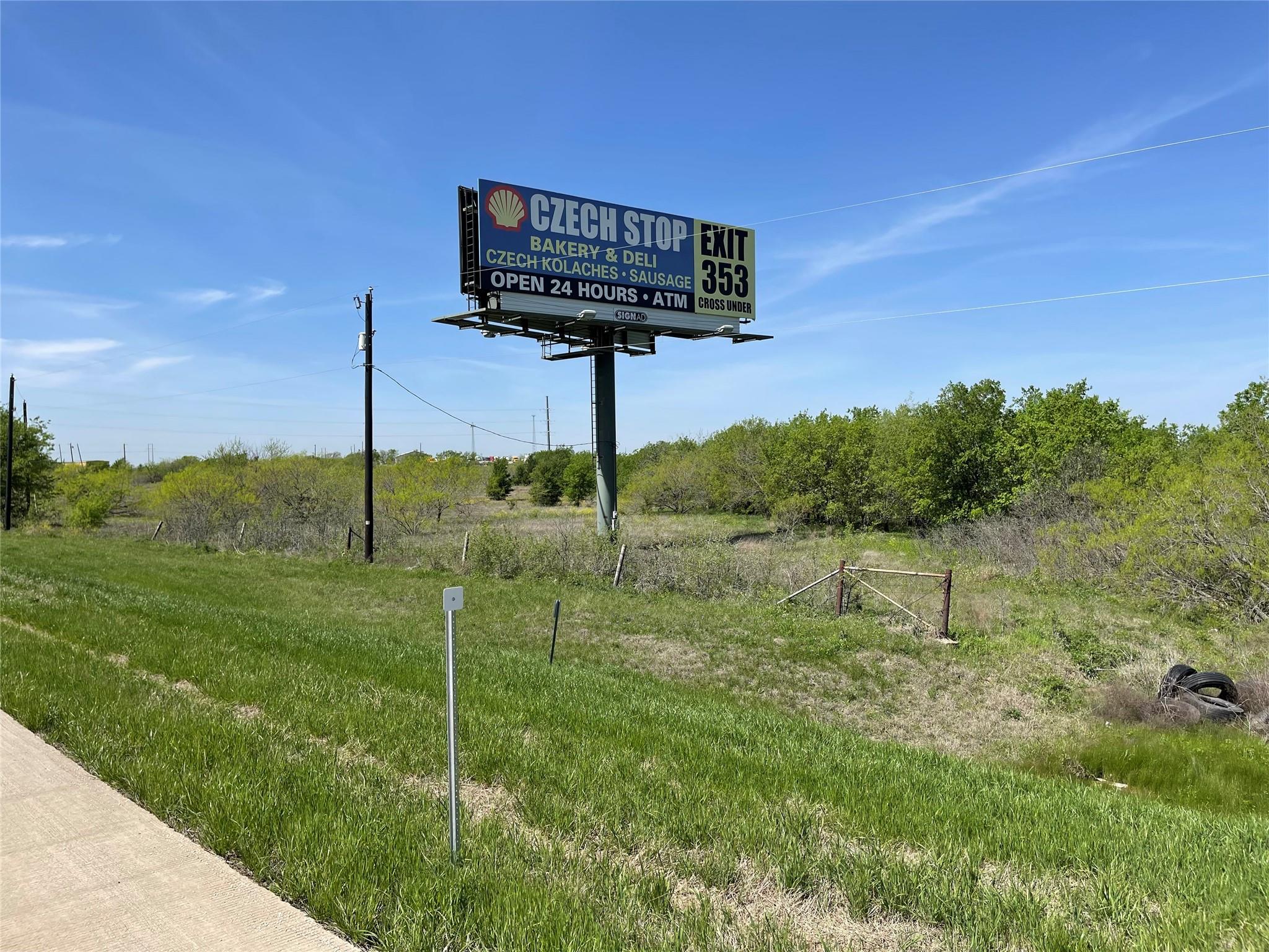 I-35 Hcr 3100, I-35 Freeway, Hillsboro, TX 76645