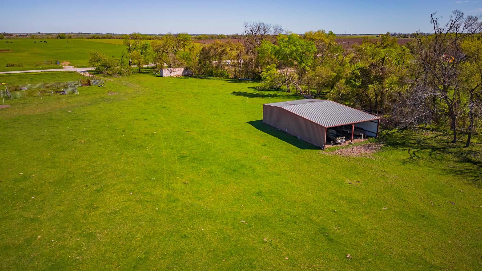 15500 Fm 1660 # South, Taylor, TX 76574