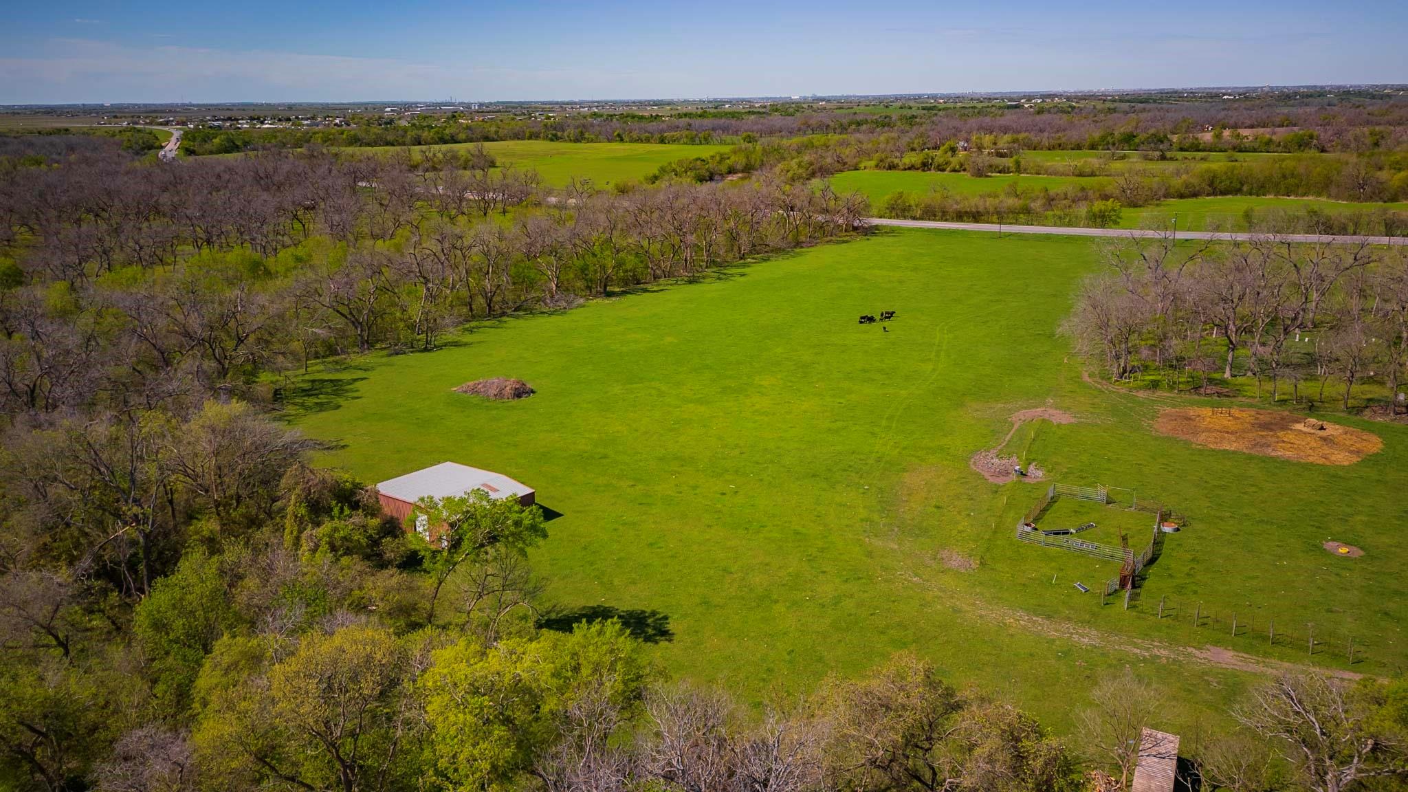 15500 Fm 1660 # South, Taylor, TX 76574