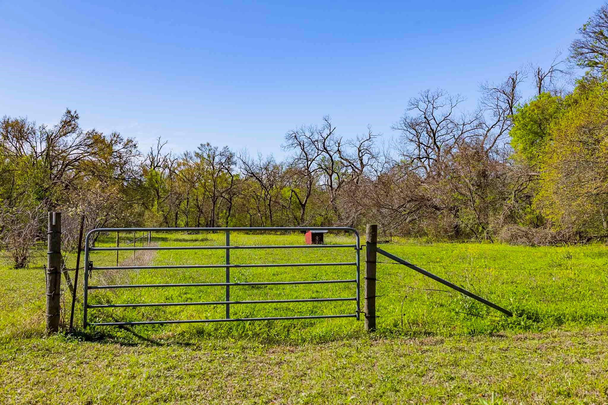 15500 Fm 1660 # South, Taylor, TX 76574