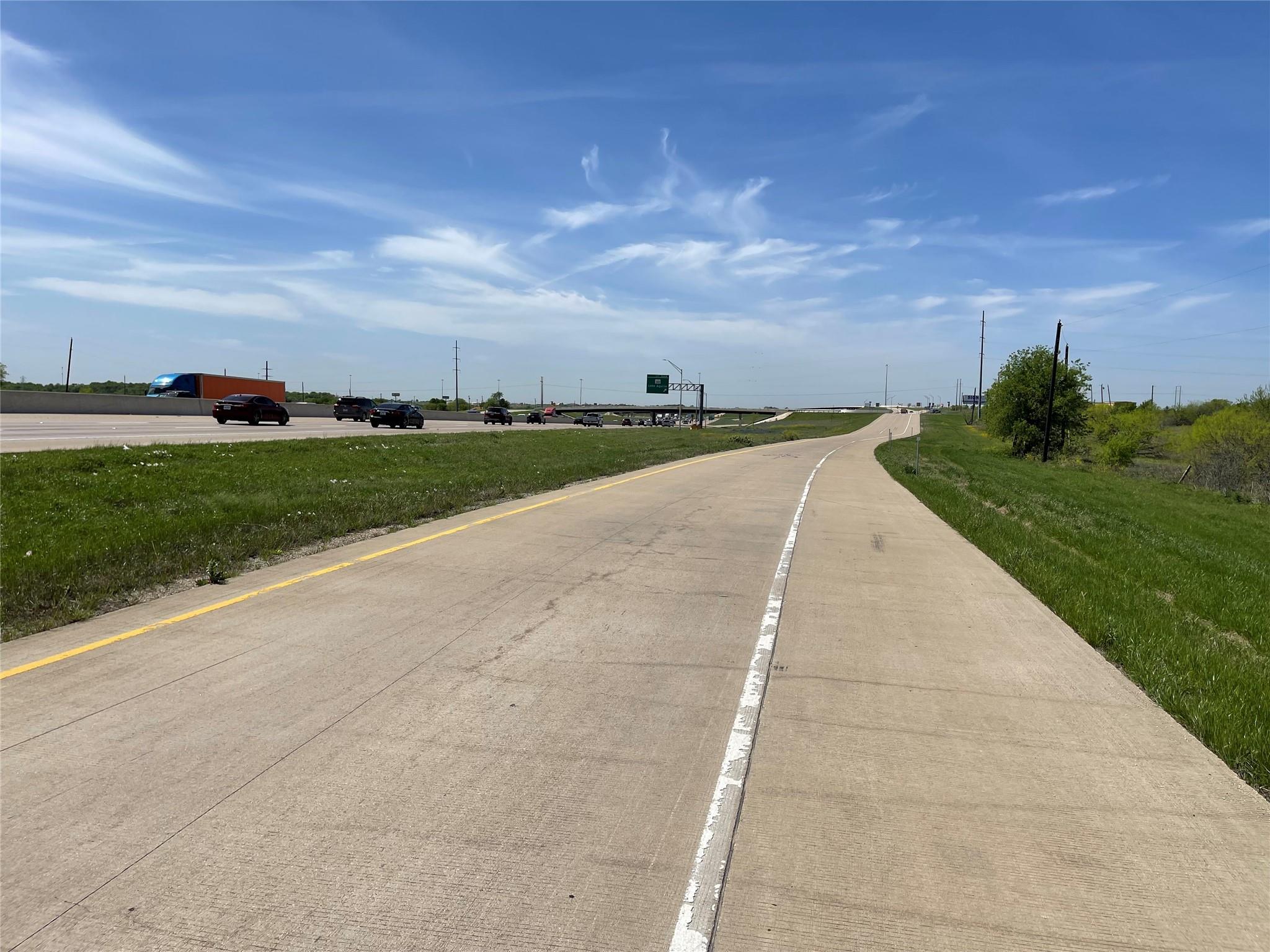 I-35 Hcr 3100, I-35 Freeway, Hillsboro, TX 76645