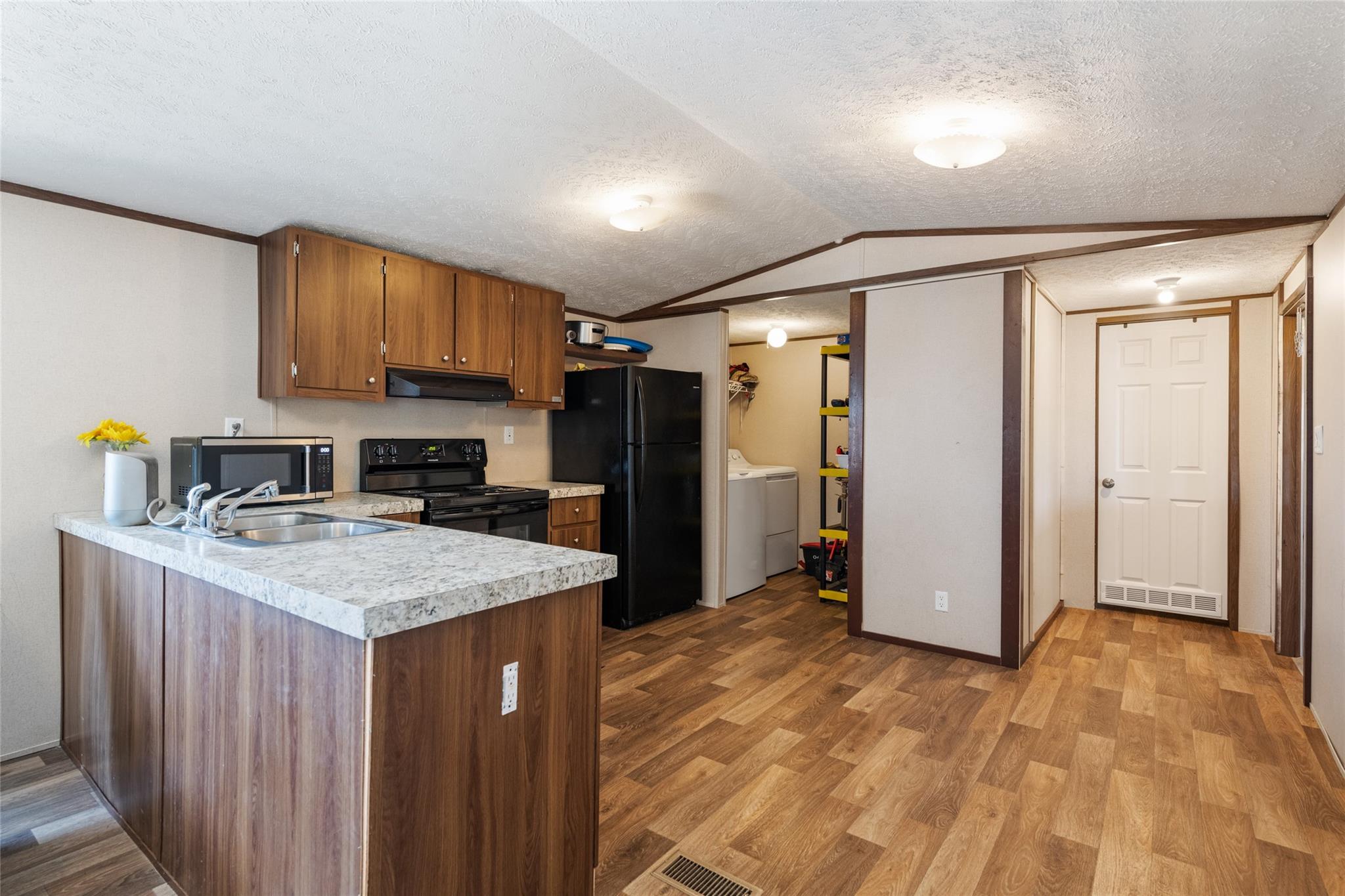 15817 Giese Ln, Manor, TX 78653