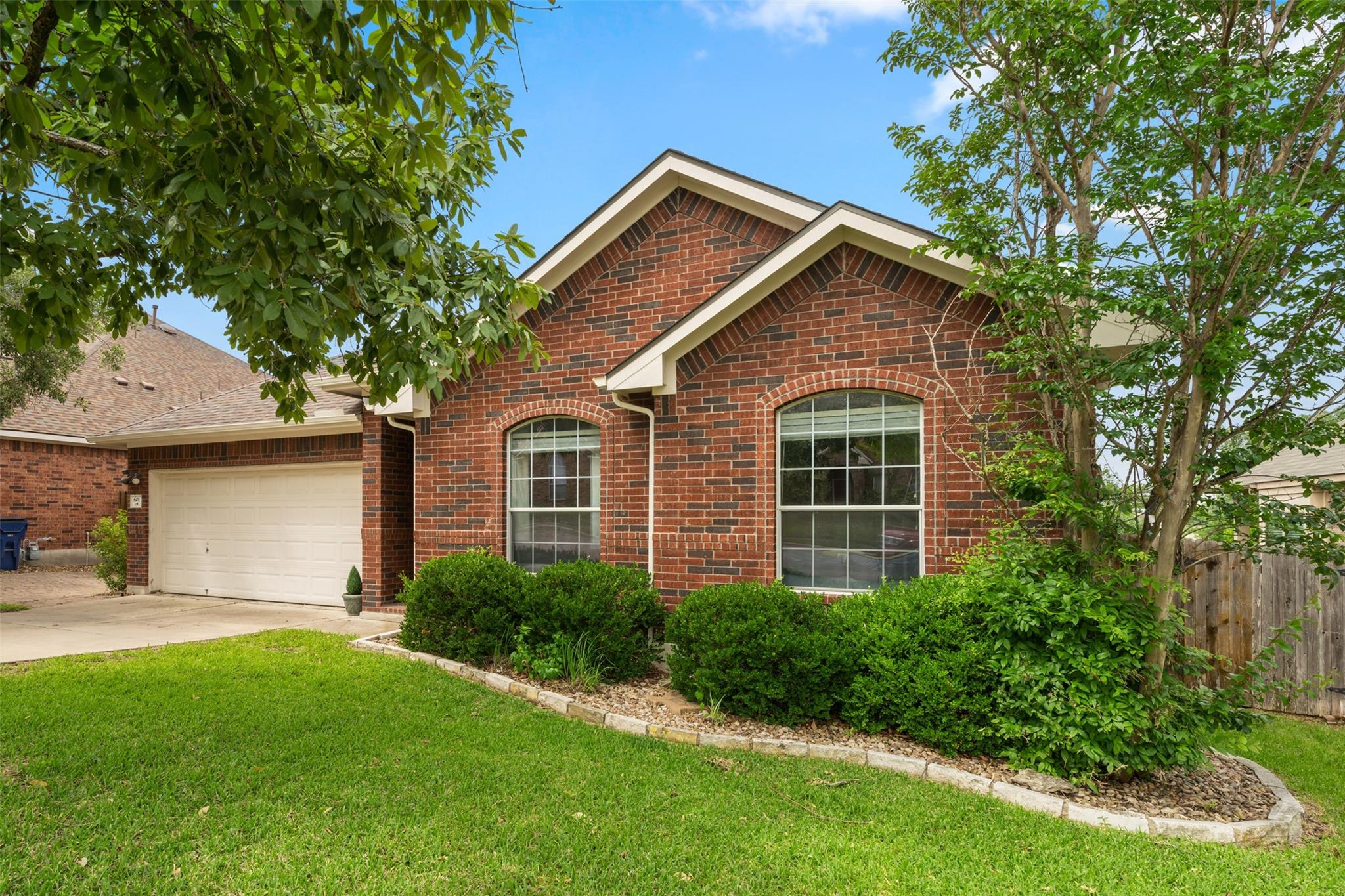 601 Red Hawk Dr, Leander, TX 78641