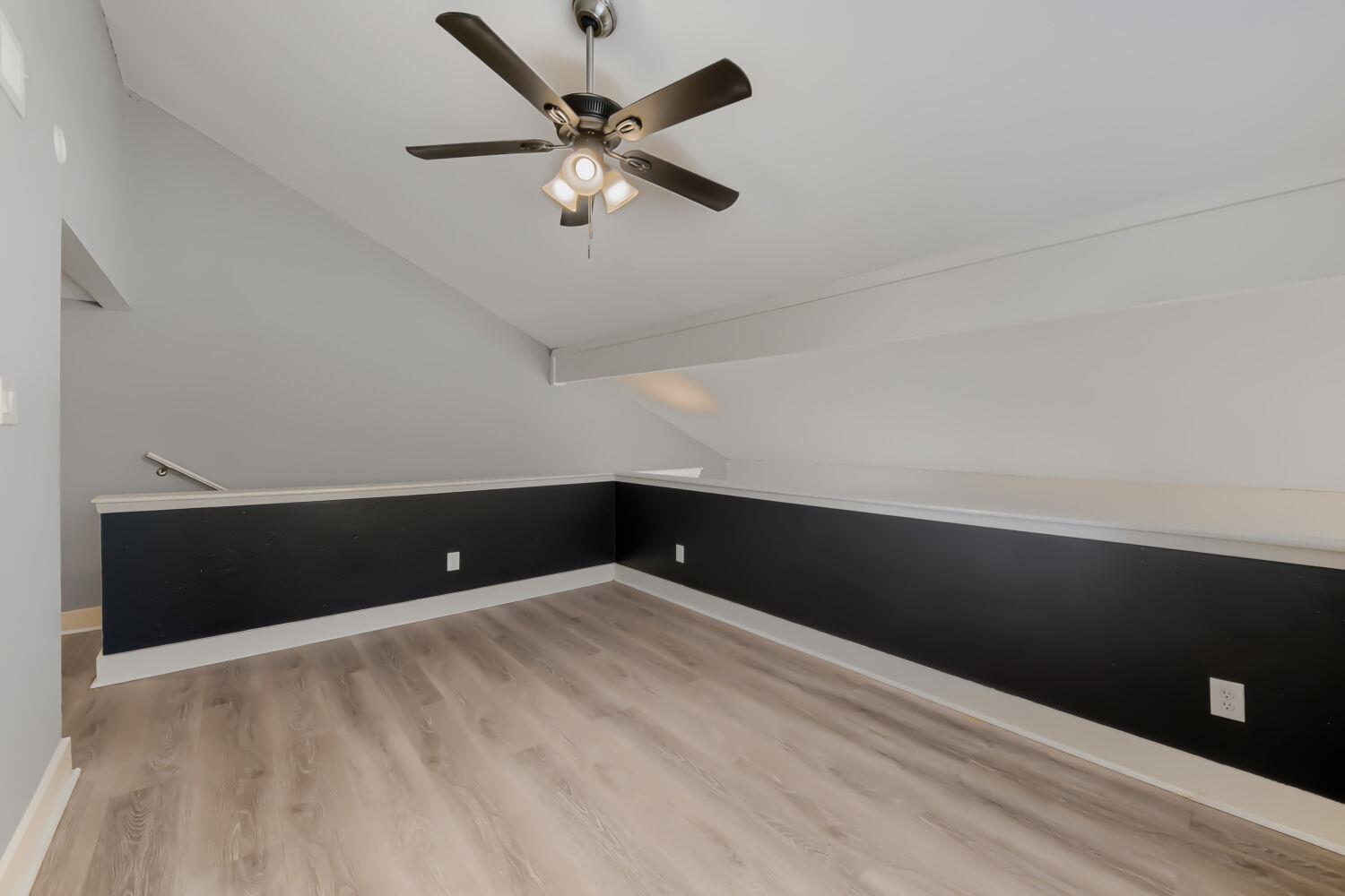2124 Burton Dr # 174, Austin, TX 78741
