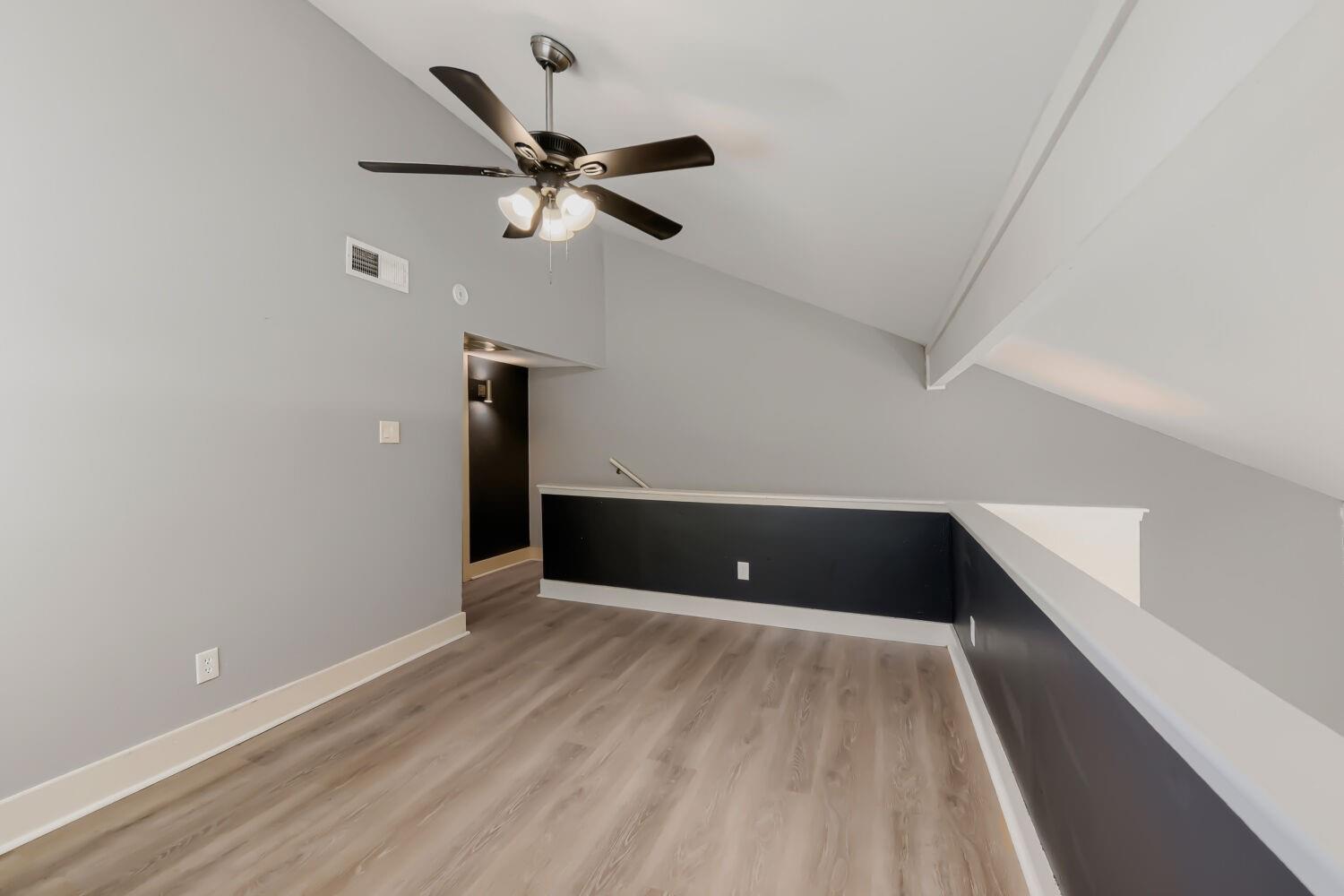 2124 Burton Dr # 174, Austin, TX 78741