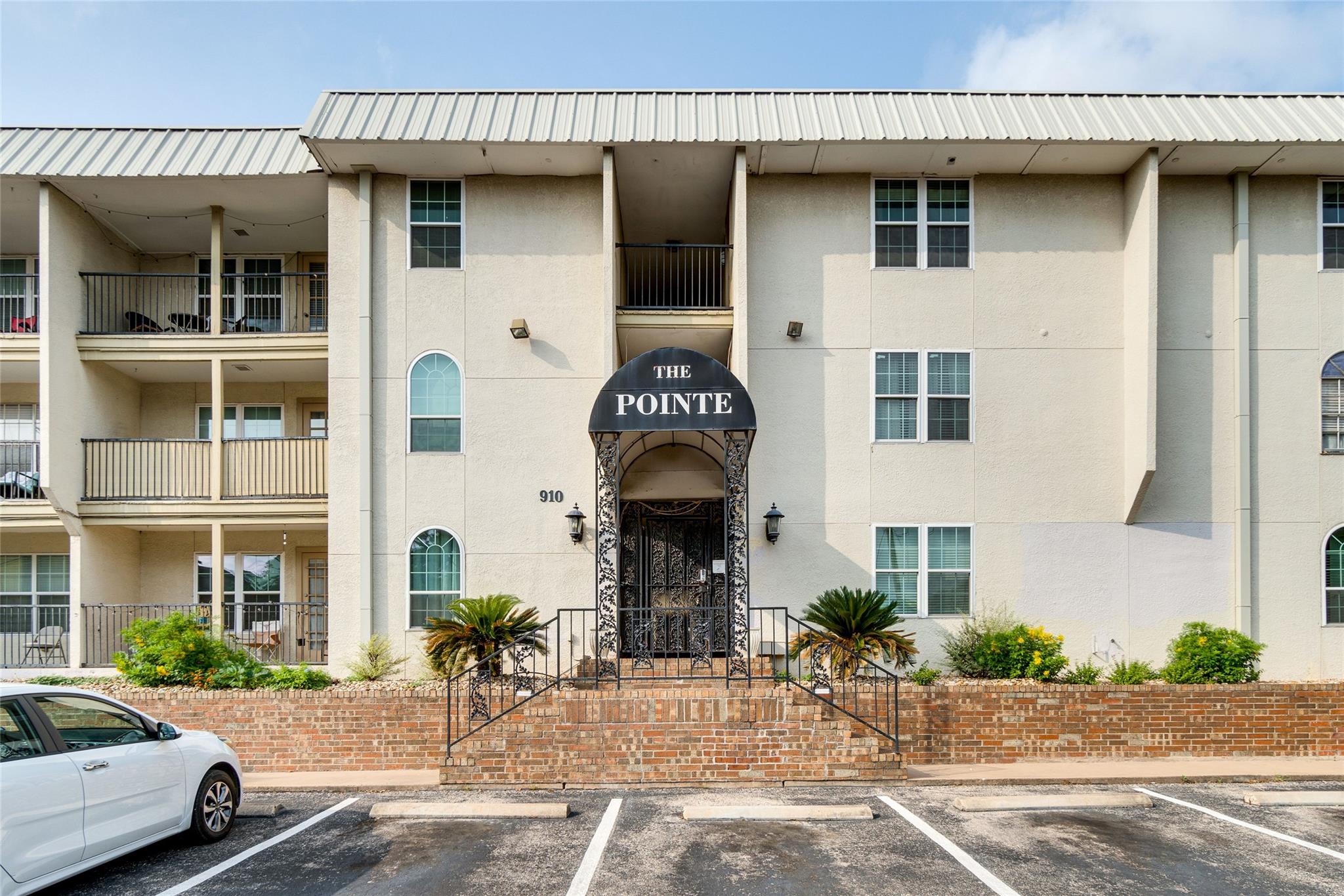 910 Duncan Ln # 48, Austin, TX 78705