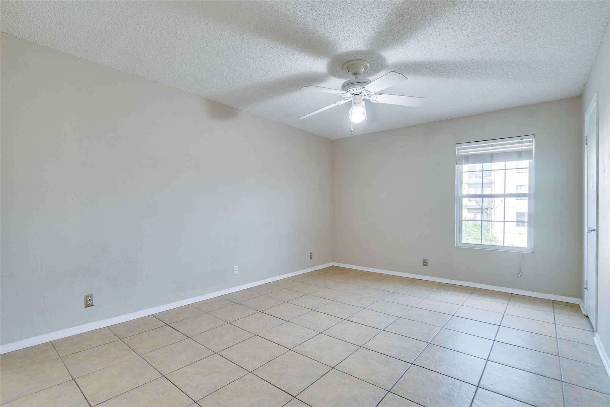 910 Duncan Ln # 48, Austin, TX 78705