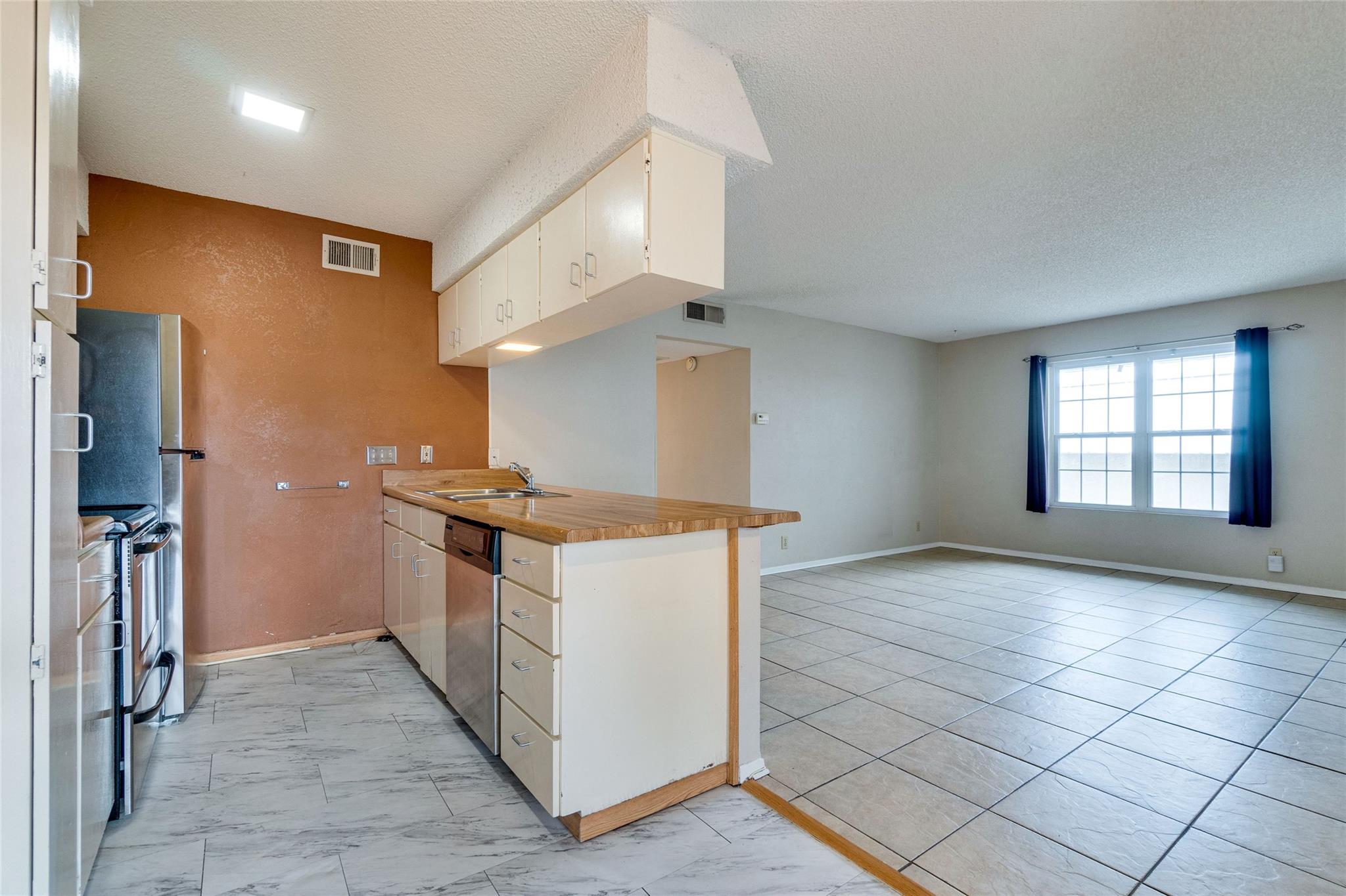 910 Duncan Ln # 48, Austin, TX 78705