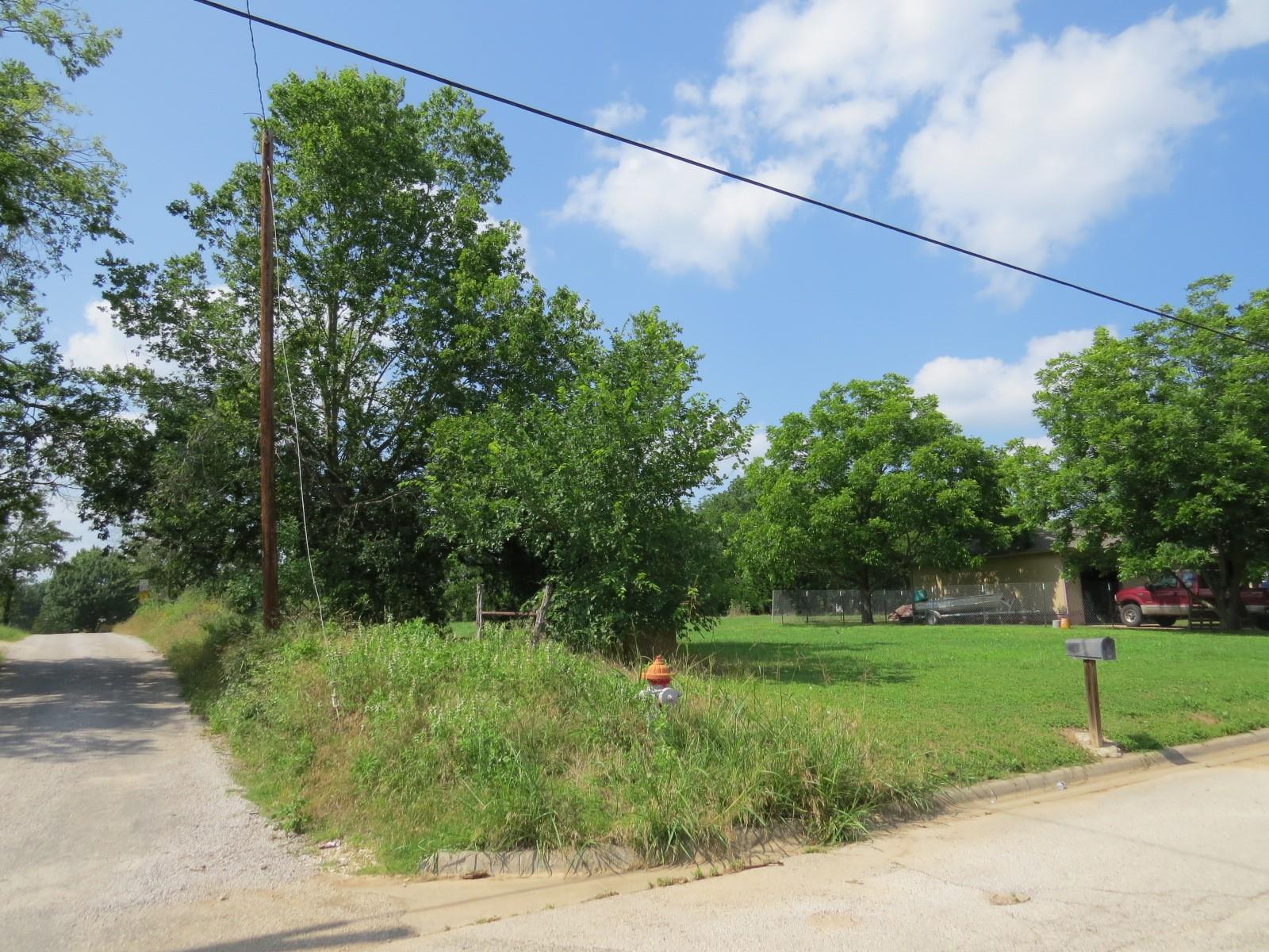 307 Peach, Rockdale, TX 76567