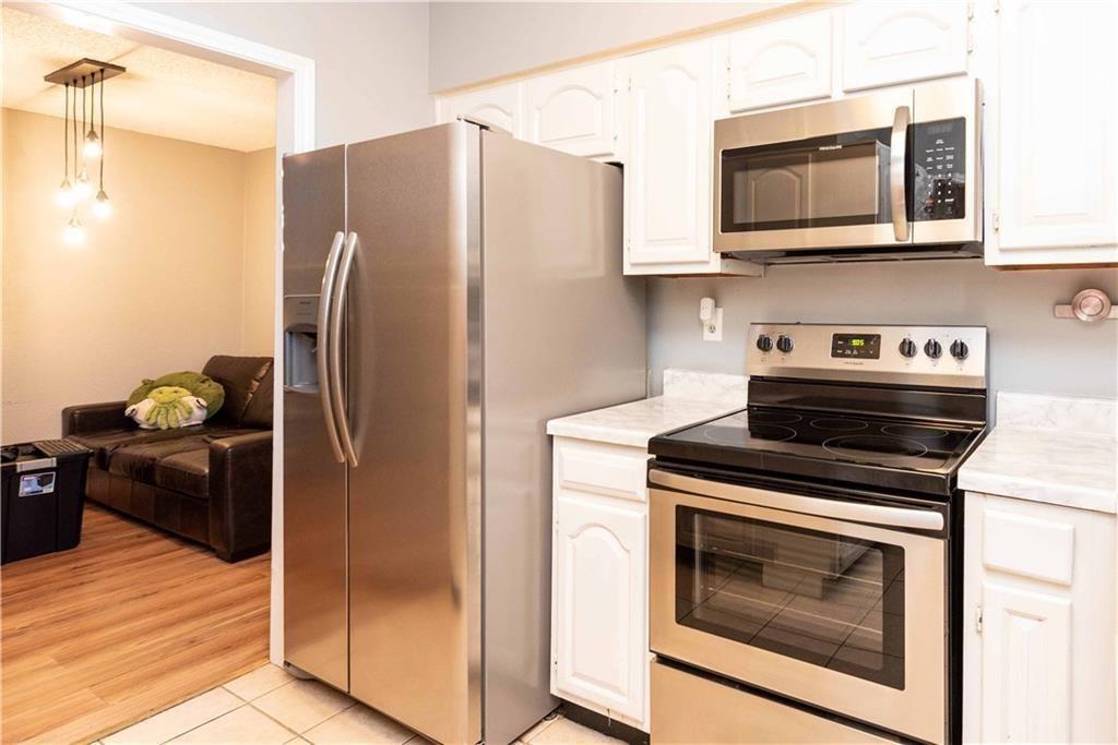 1910 Robbins Pl # 210, Austin, TX 78705