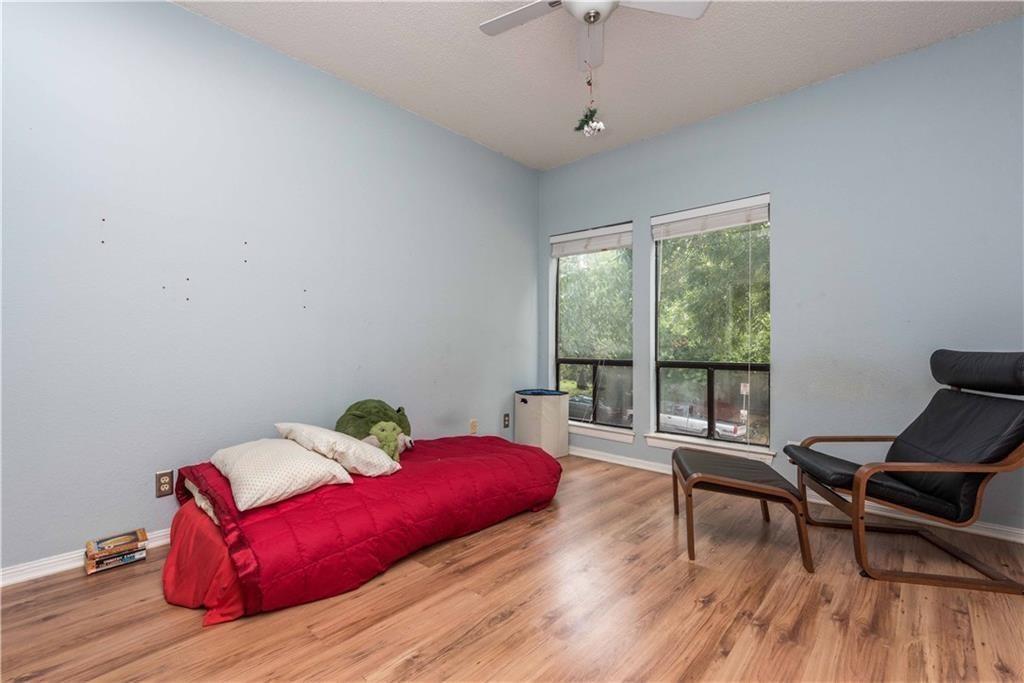 1910 Robbins Pl # 210, Austin, TX 78705