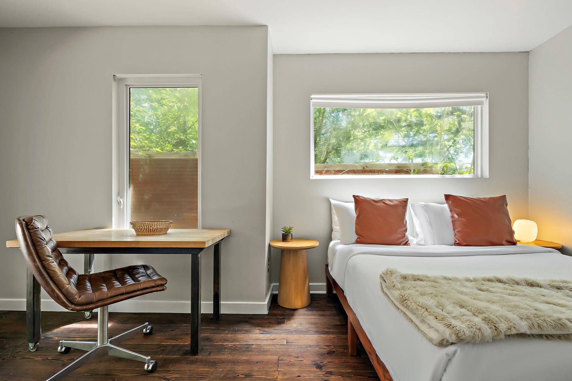 1211 Alexander Ave, Austin, TX 78702