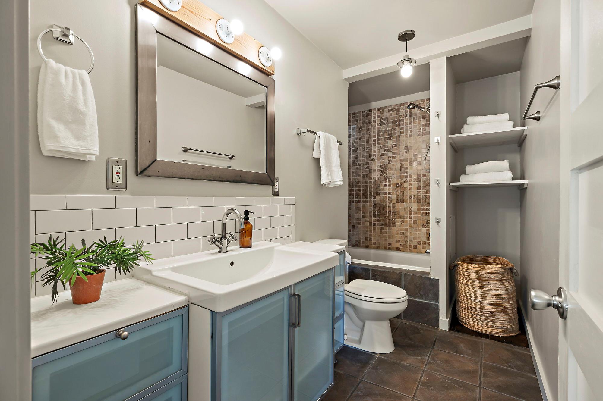 1211 Alexander Ave, Austin, TX 78702