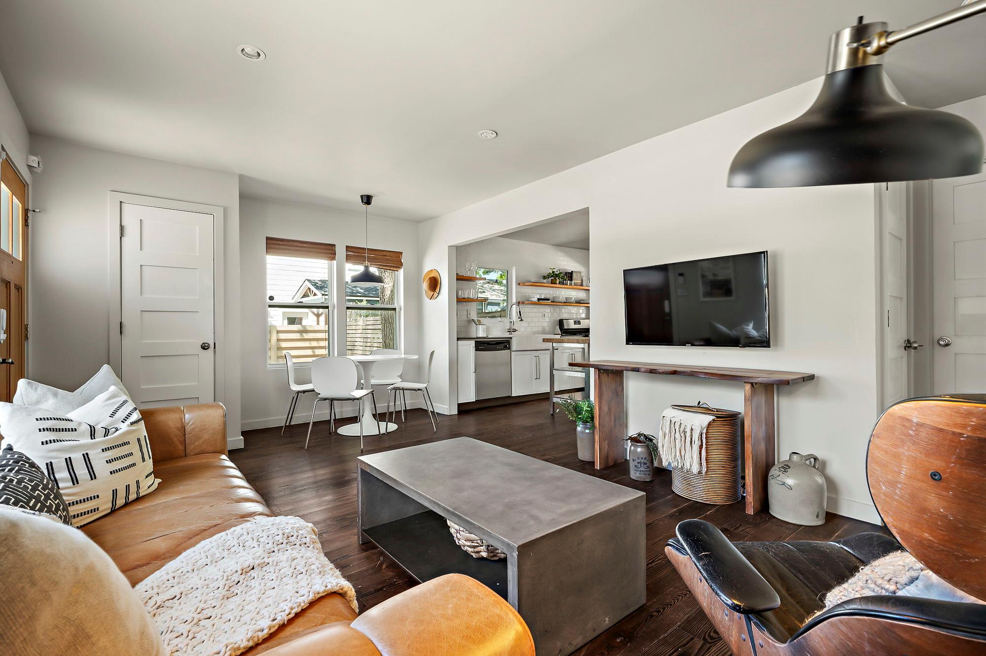 1211 Alexander Ave, Austin, TX 78702