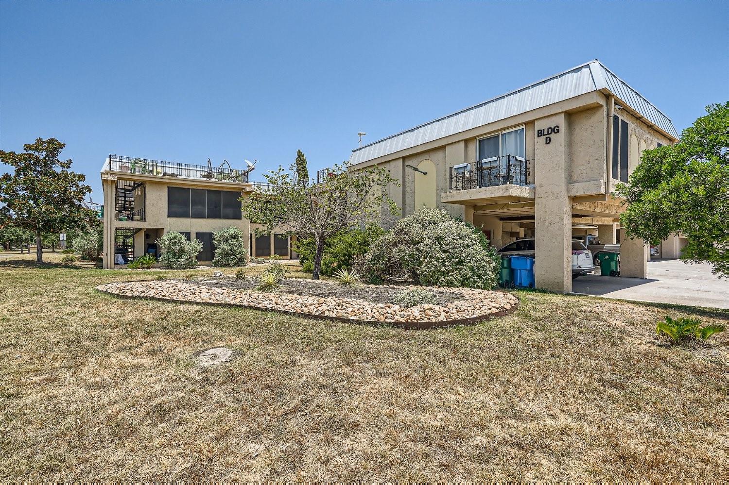 5918 Lago Vista Way # D-27, Lago Vista, TX 78645