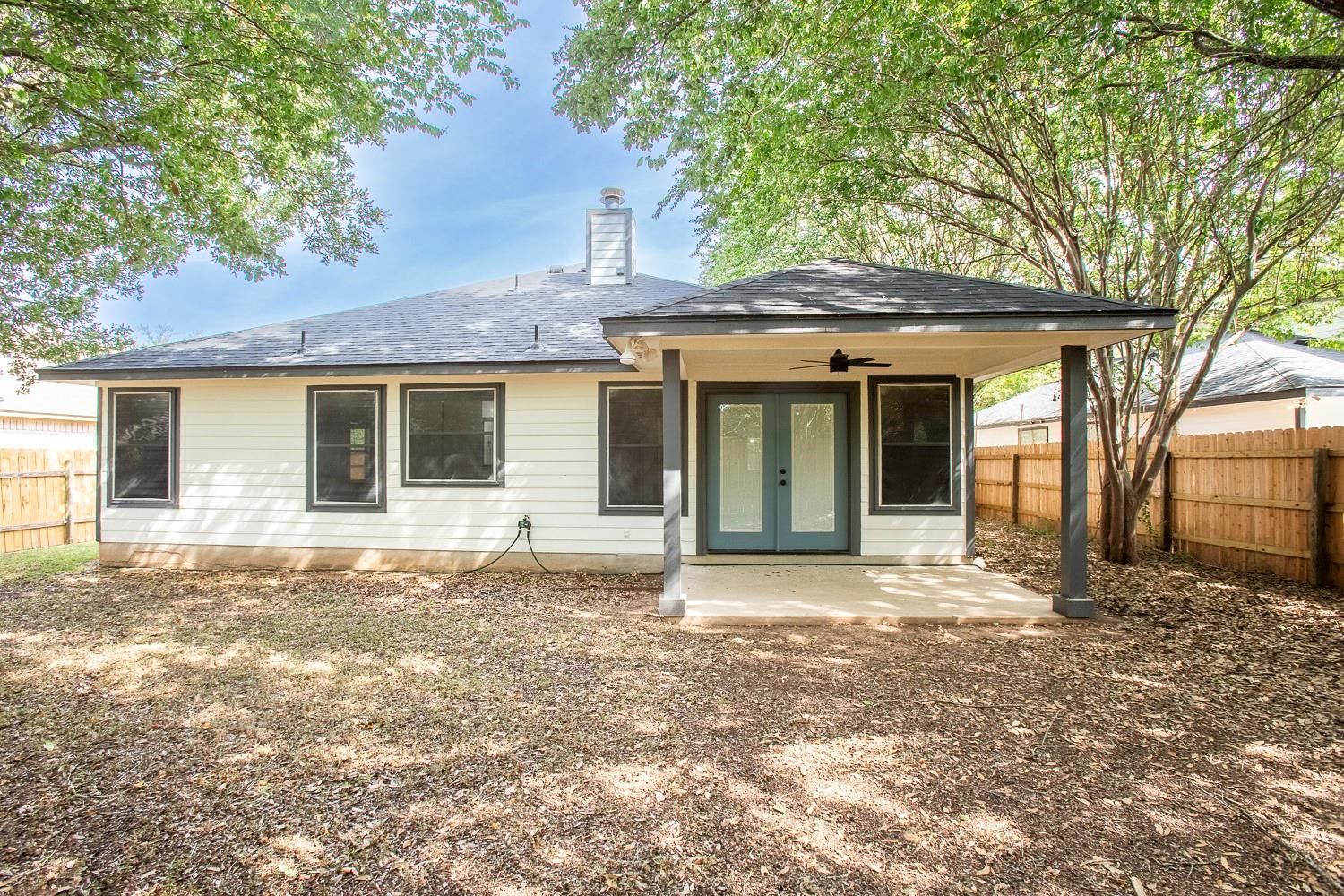 617 Barbara Way, Bastrop, TX 78602