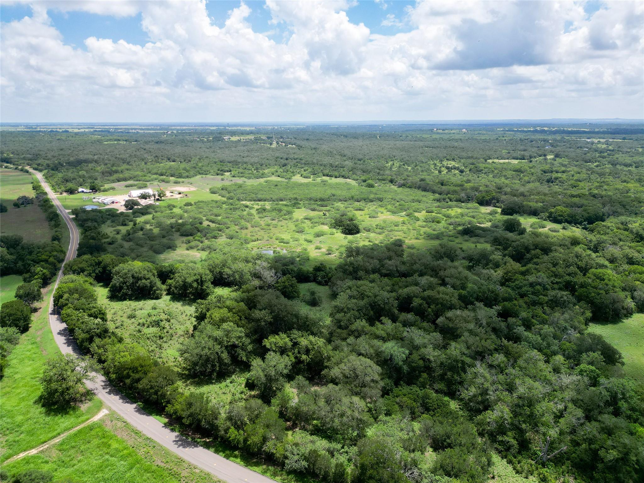 000 FM 671, Luling, TX 78648