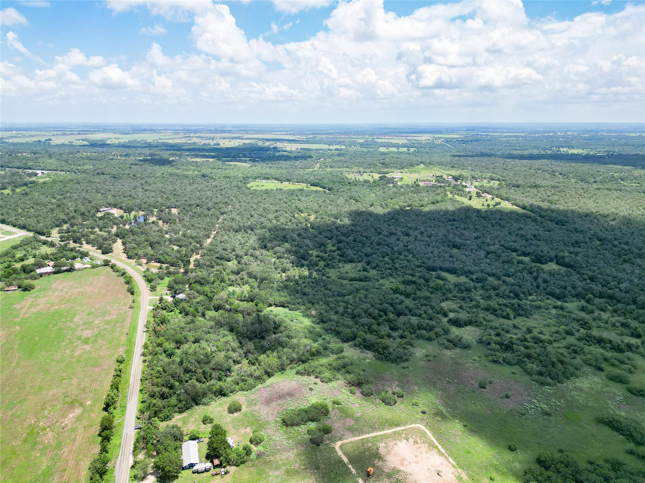 000 FM 671, Luling, TX 78648