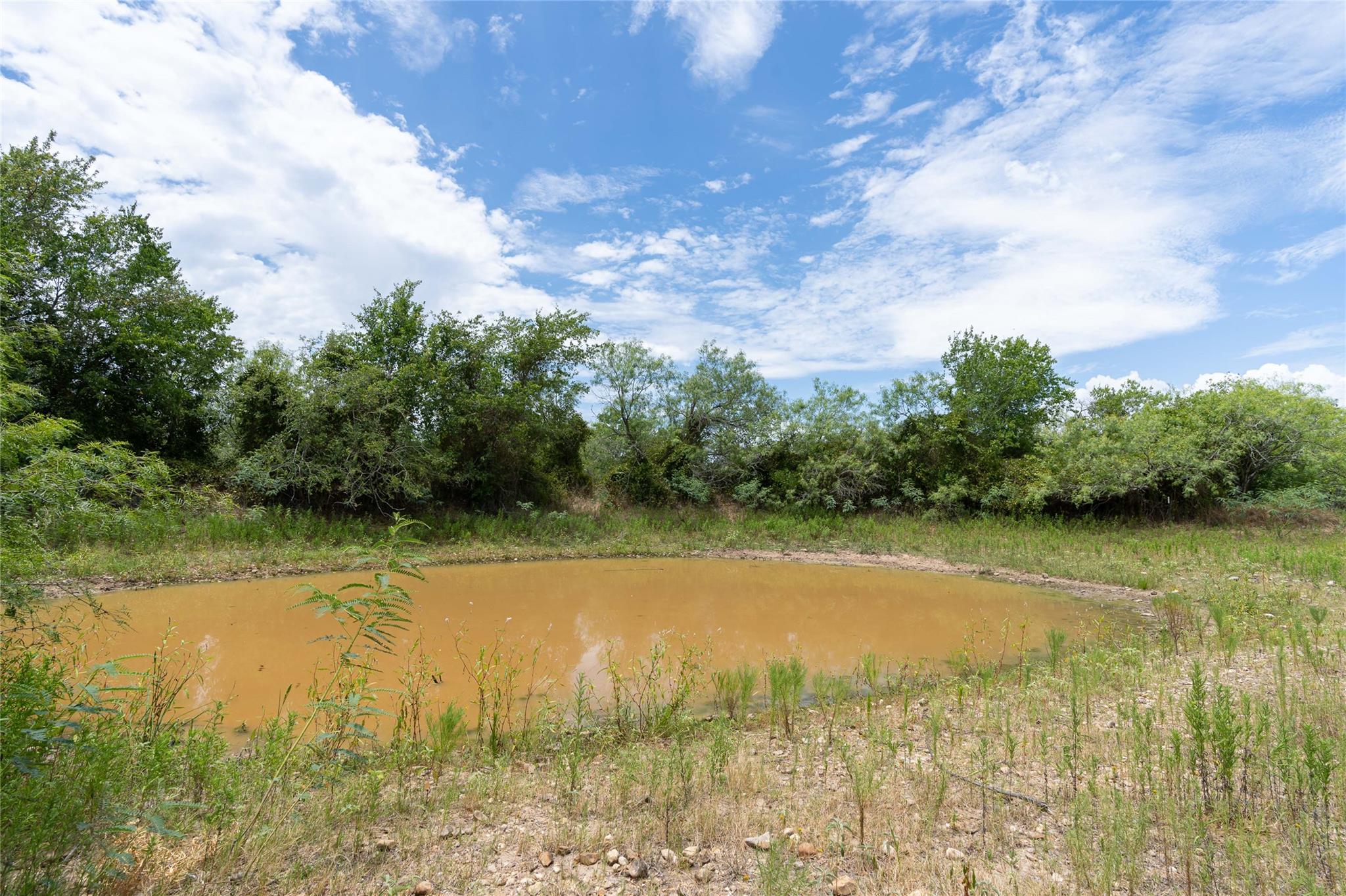 000 FM 671, Luling, TX 78648